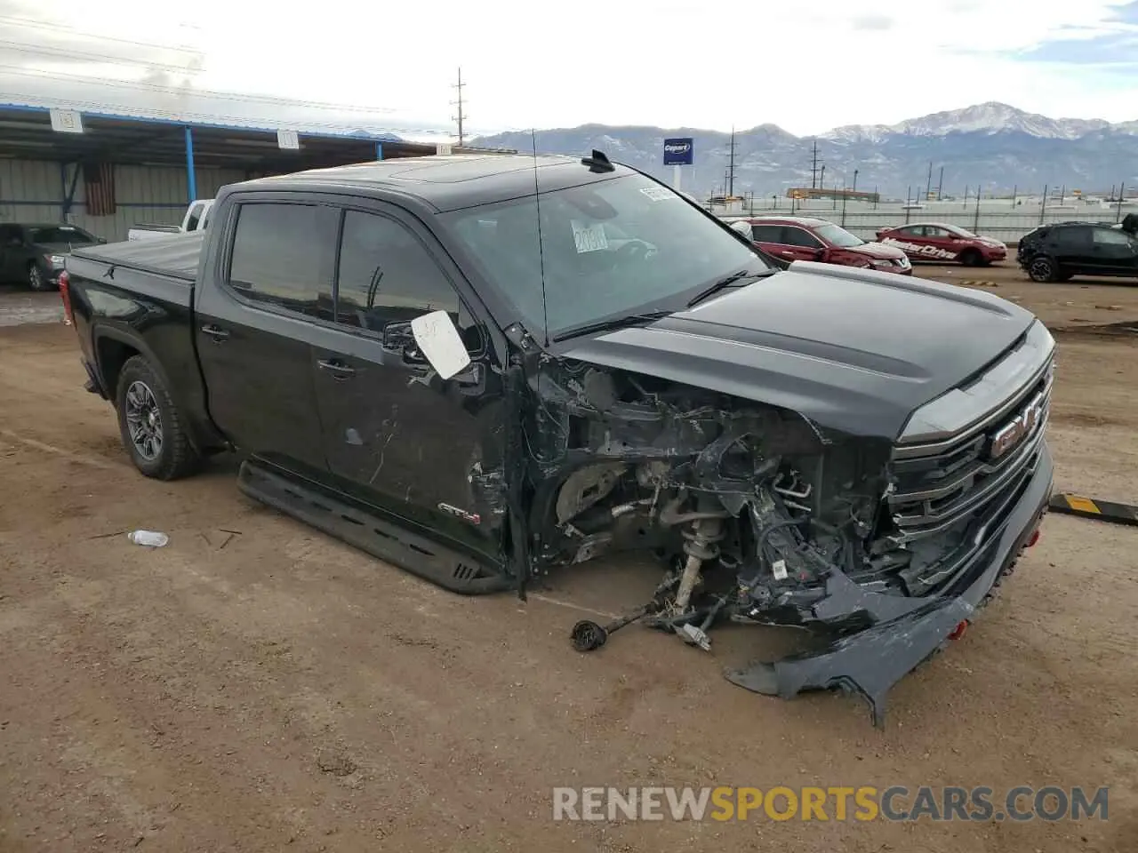 4 fotografías del automóvil dañado 1GTUUEEL7RZ128265 GMC SIERRA 2024