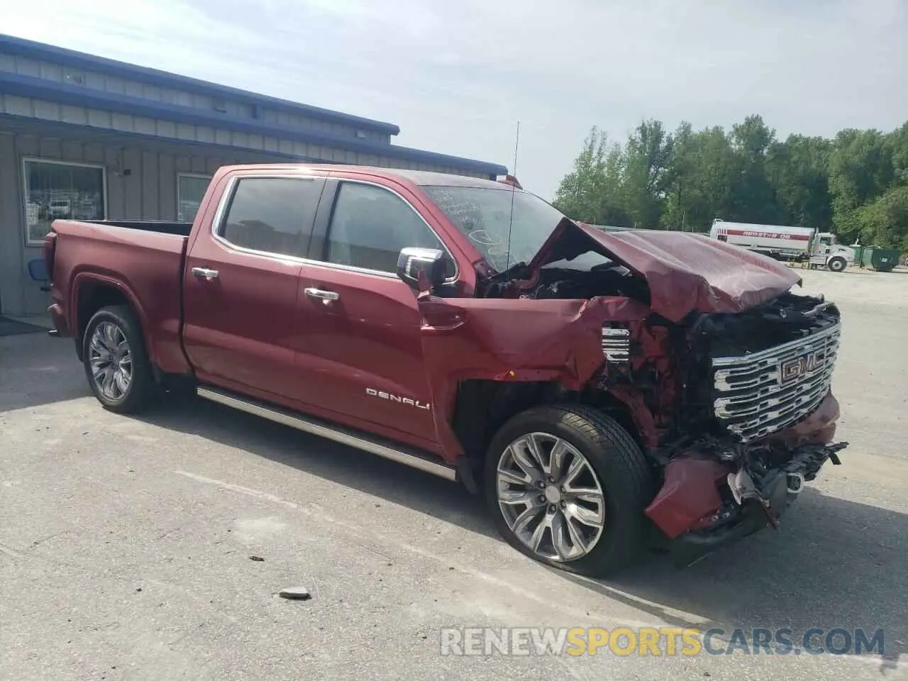 4 fotografías del automóvil dañado 1GTUUGEL5RZ388031 GMC SIERRA 2024