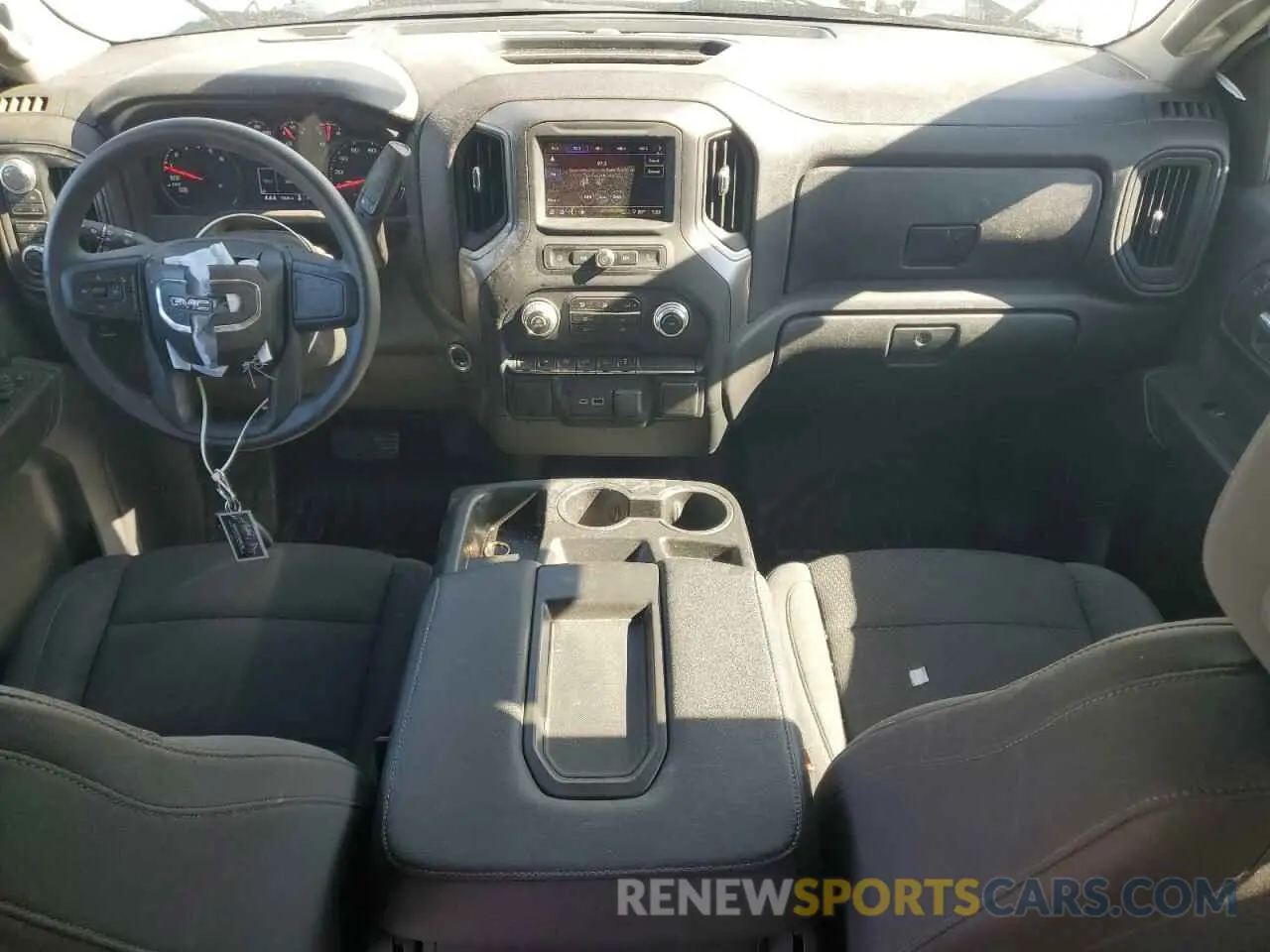 8 fotografías del automóvil dañado 3GTPUAEKXRG250390 GMC SIERRA 2024