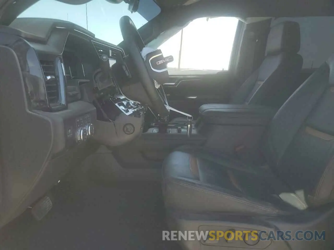 7 fotografías del automóvil dañado 3GTUUEE86RG267413 GMC SIERRA 2024