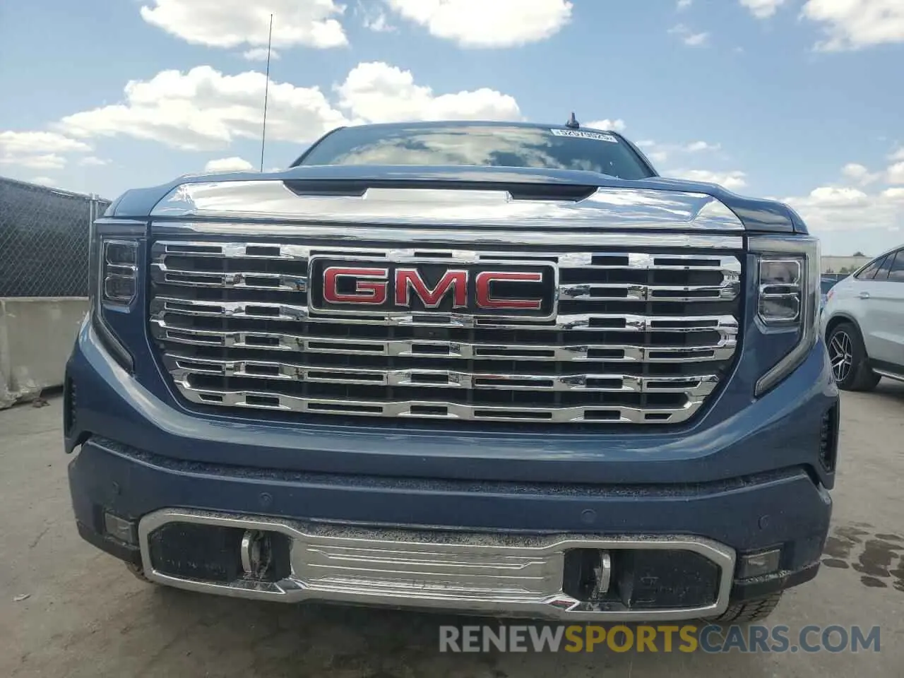 5 fotografías del automóvil dañado 3GTUUGED2RG330757 GMC SIERRA 2024