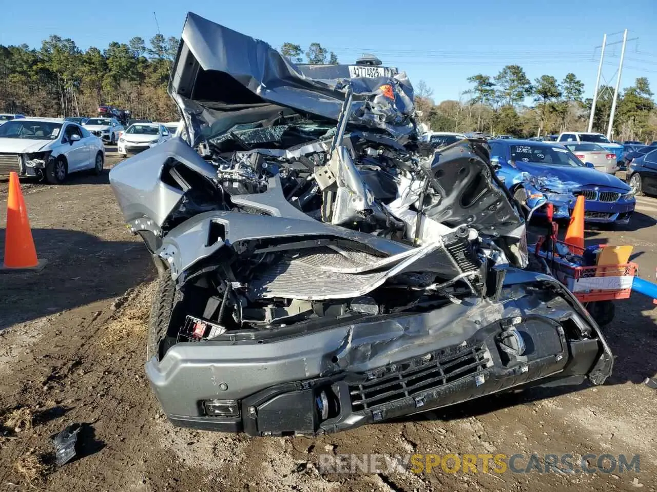5 fotografías del automóvil dañado 3GTUUGEL4RG420029 GMC SIERRA 2024