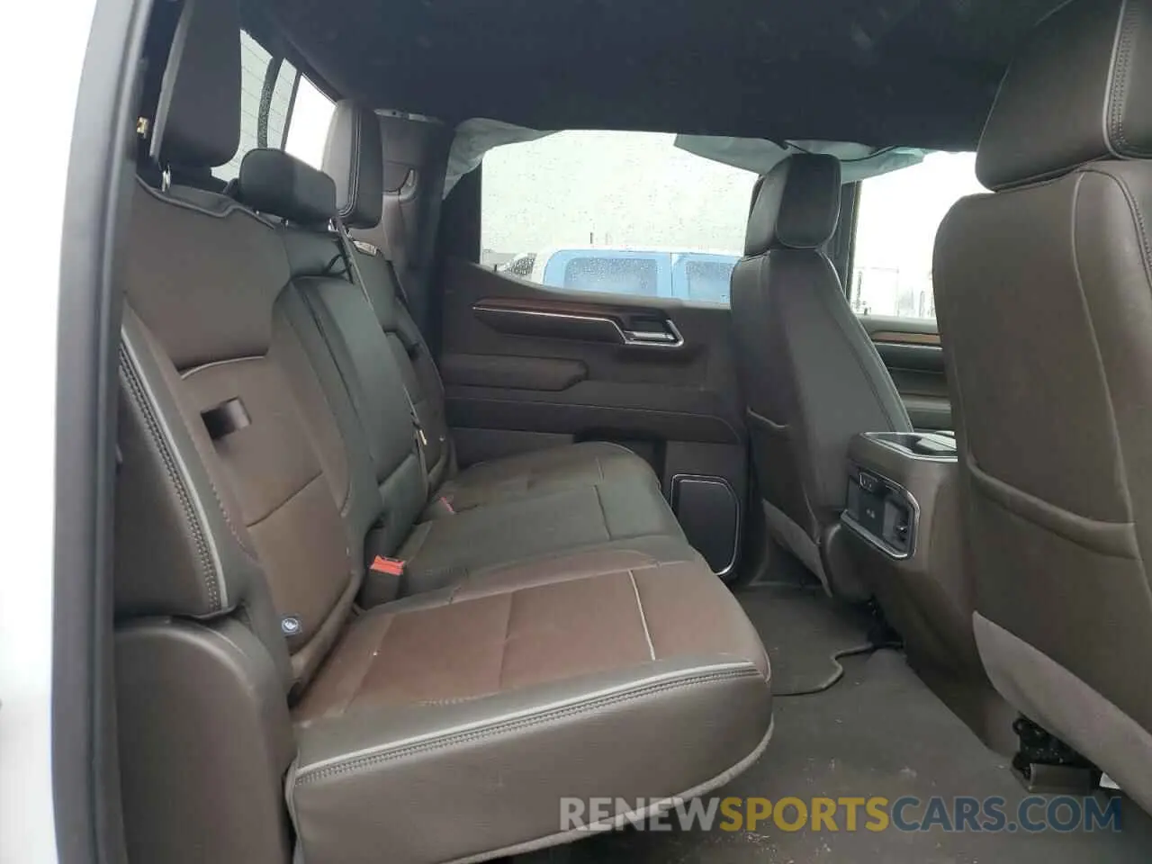 10 fotografías del automóvil dañado 3GTUUGEL5RG237660 GMC SIERRA 2024