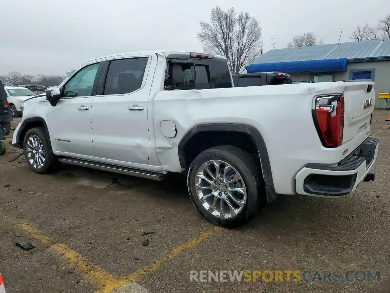 2 fotografías del automóvil dañado 3GTUUGEL5RG237660 GMC SIERRA 2024