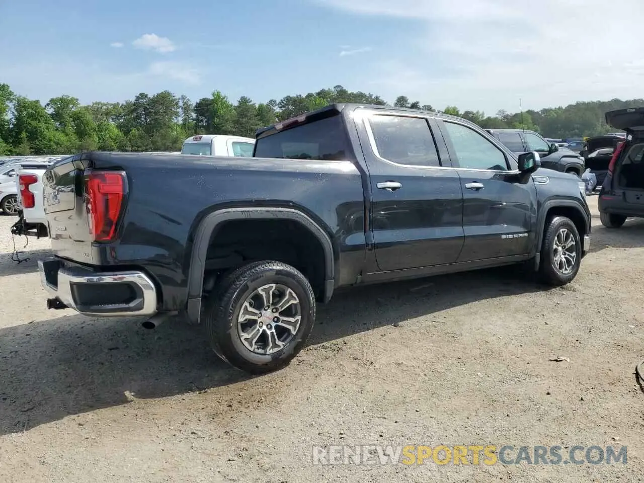 3 fotografías del automóvil dañado 1GTPHDED8SZ231334 GMC SIERRA 2025