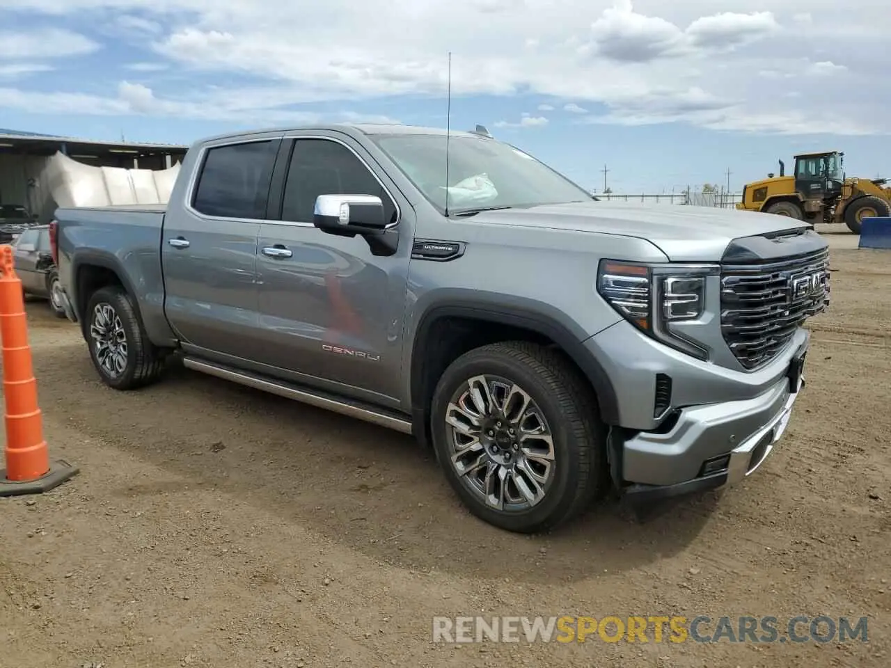 4 fotografías del automóvil dañado 1GTUUHE80SZ106868 GMC SIERRA 2025