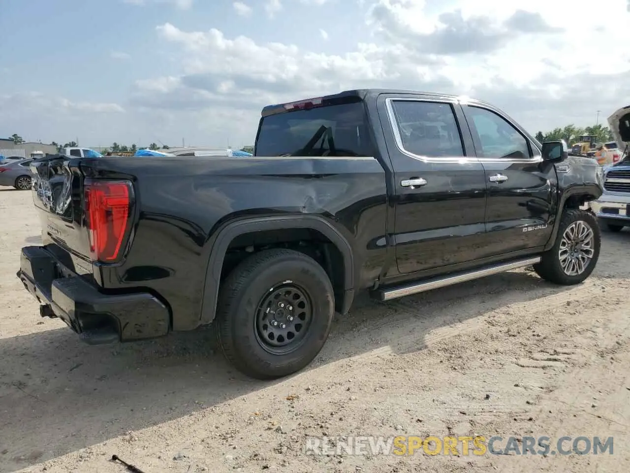 3 fotografías del automóvil dañado 1GTUUHEL5SZ124030 GMC SIERRA 2025
