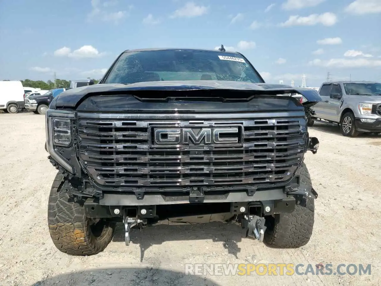 5 fotografías del automóvil dañado 1GTUUHEL5SZ124030 GMC SIERRA 2025
