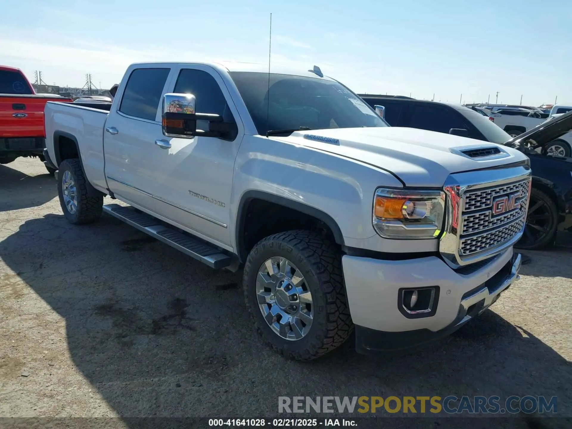 1 fotografías del automóvil dañado 1GT12SEY8KF139611 GMC SIERRA 2500HD 2019