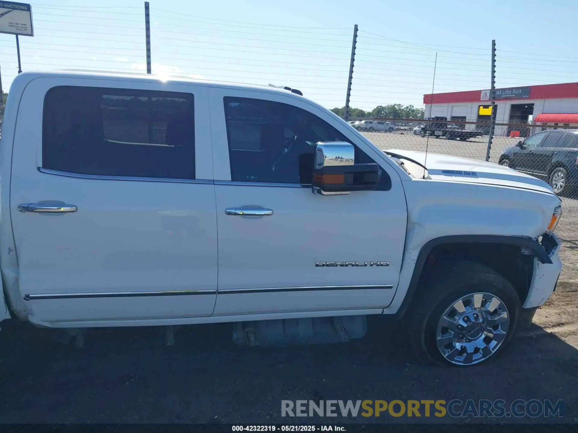 20 fotografías del automóvil dañado 1GT12SEY9KF116287 GMC SIERRA 2500HD 2019