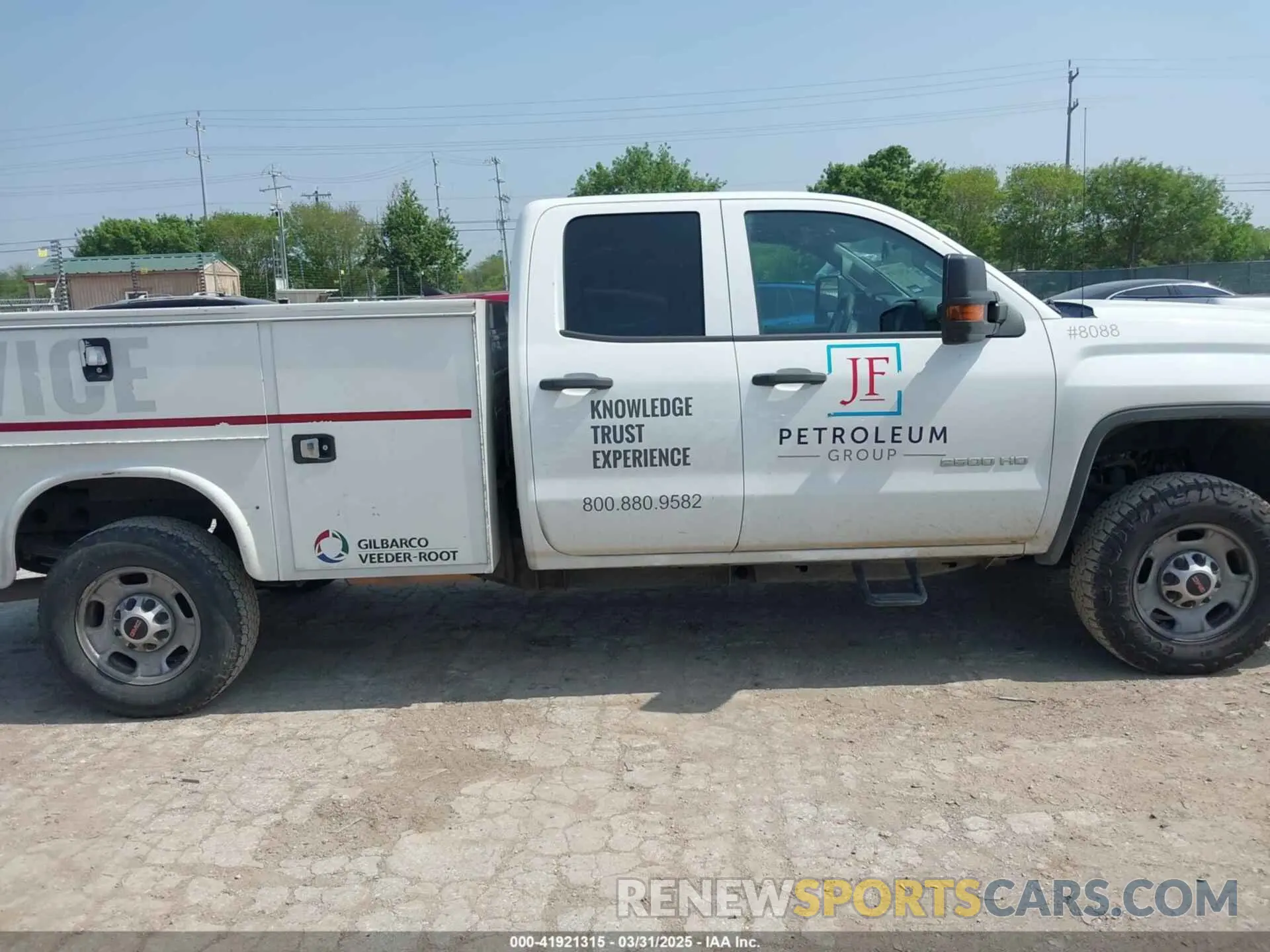 13 fotografías del automóvil dañado 2GD21NEG3K1149224 GMC SIERRA 2500HD 2019