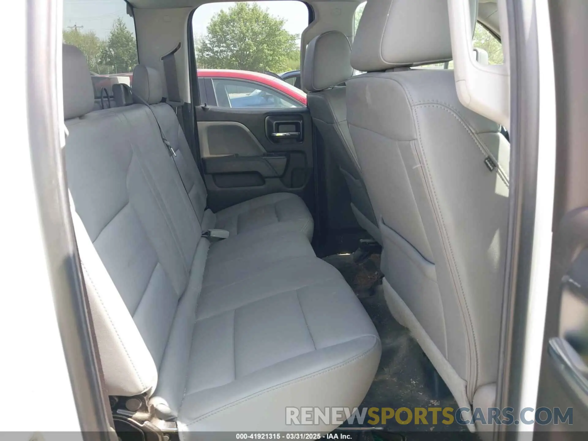 8 fotografías del automóvil dañado 2GD21NEG3K1149224 GMC SIERRA 2500HD 2019