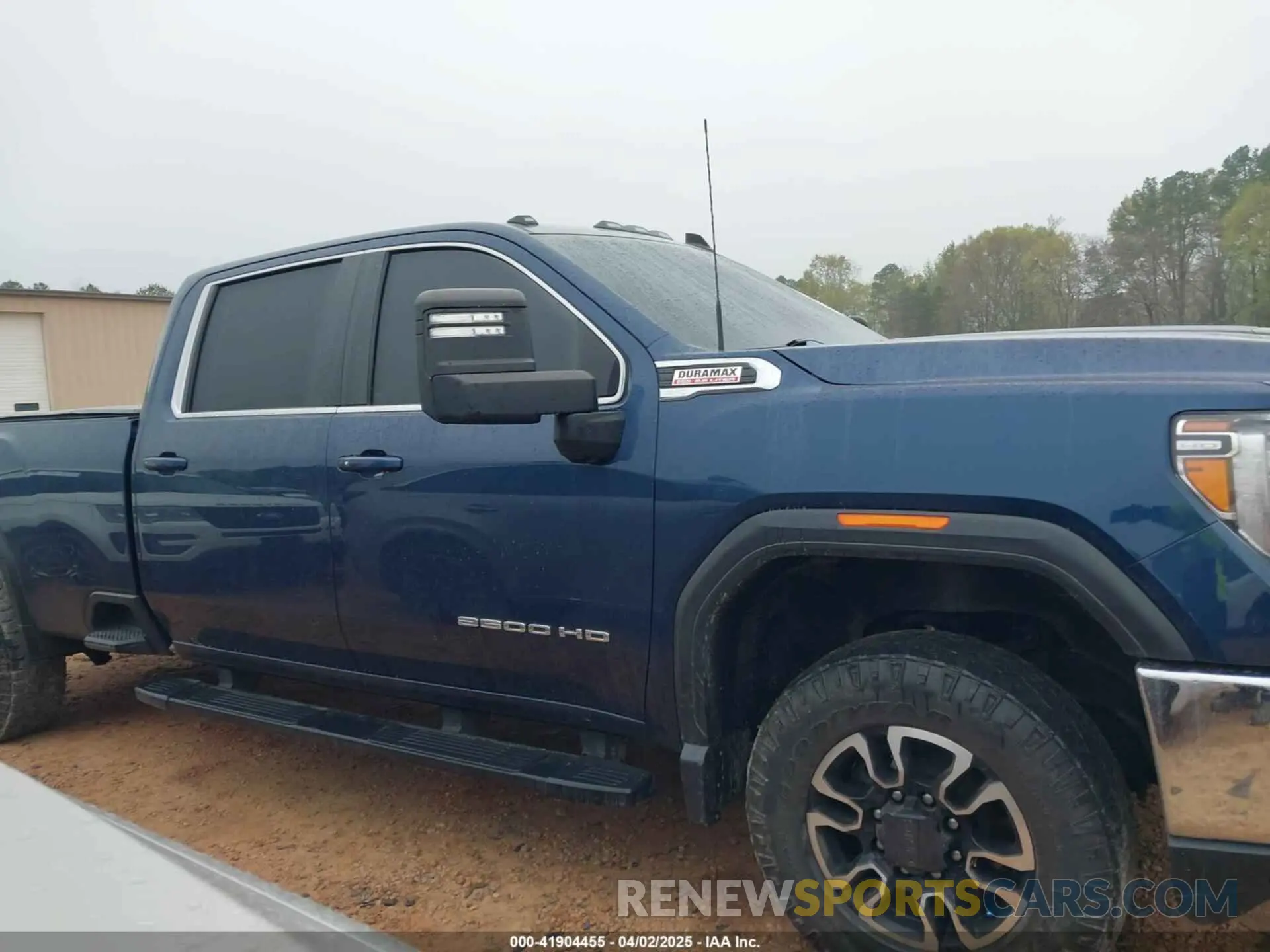 13 fotografías del automóvil dañado 1GT19MEY2LF265715 GMC SIERRA 2500HD 2020