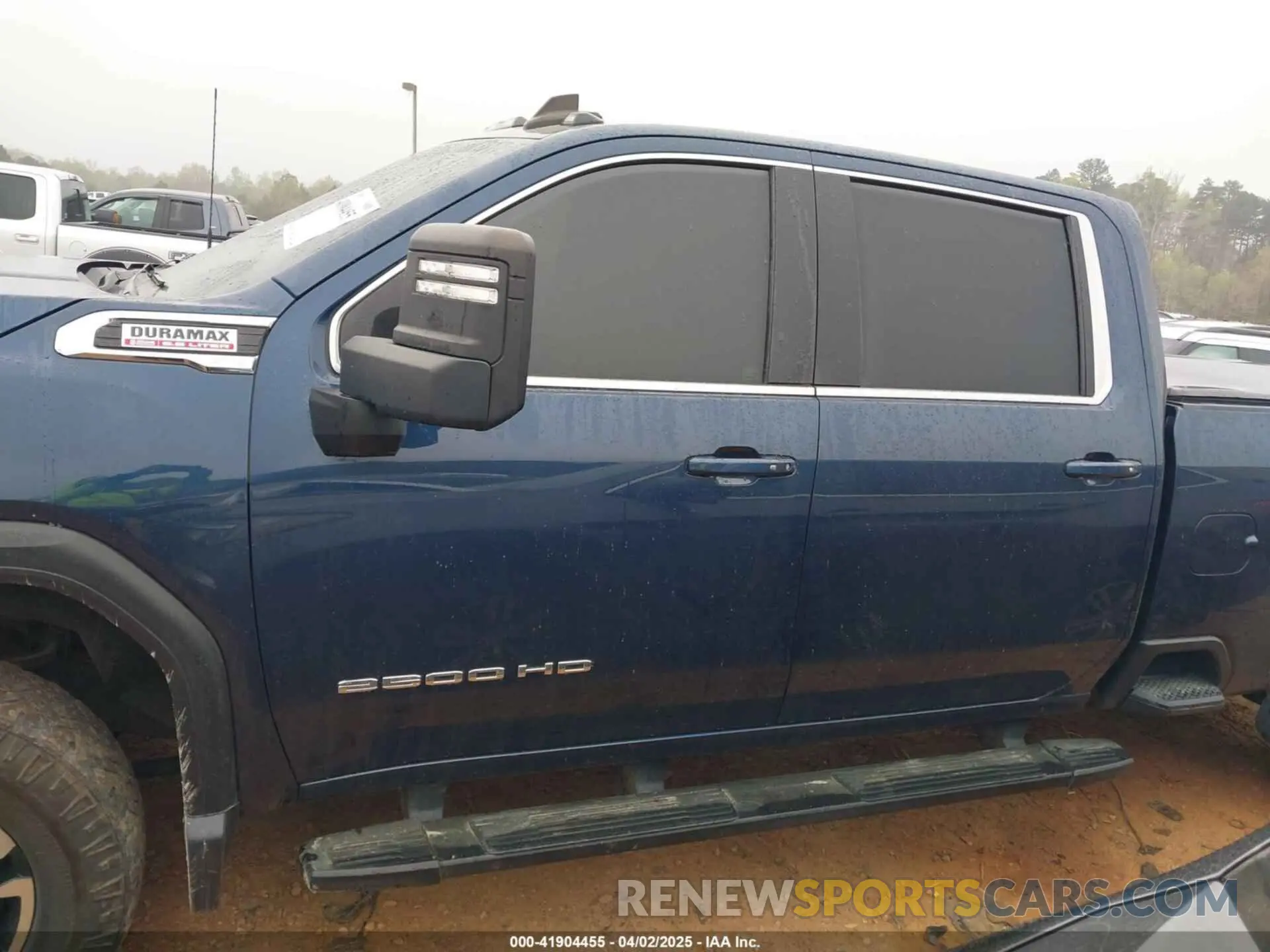 14 fotografías del automóvil dañado 1GT19MEY2LF265715 GMC SIERRA 2500HD 2020