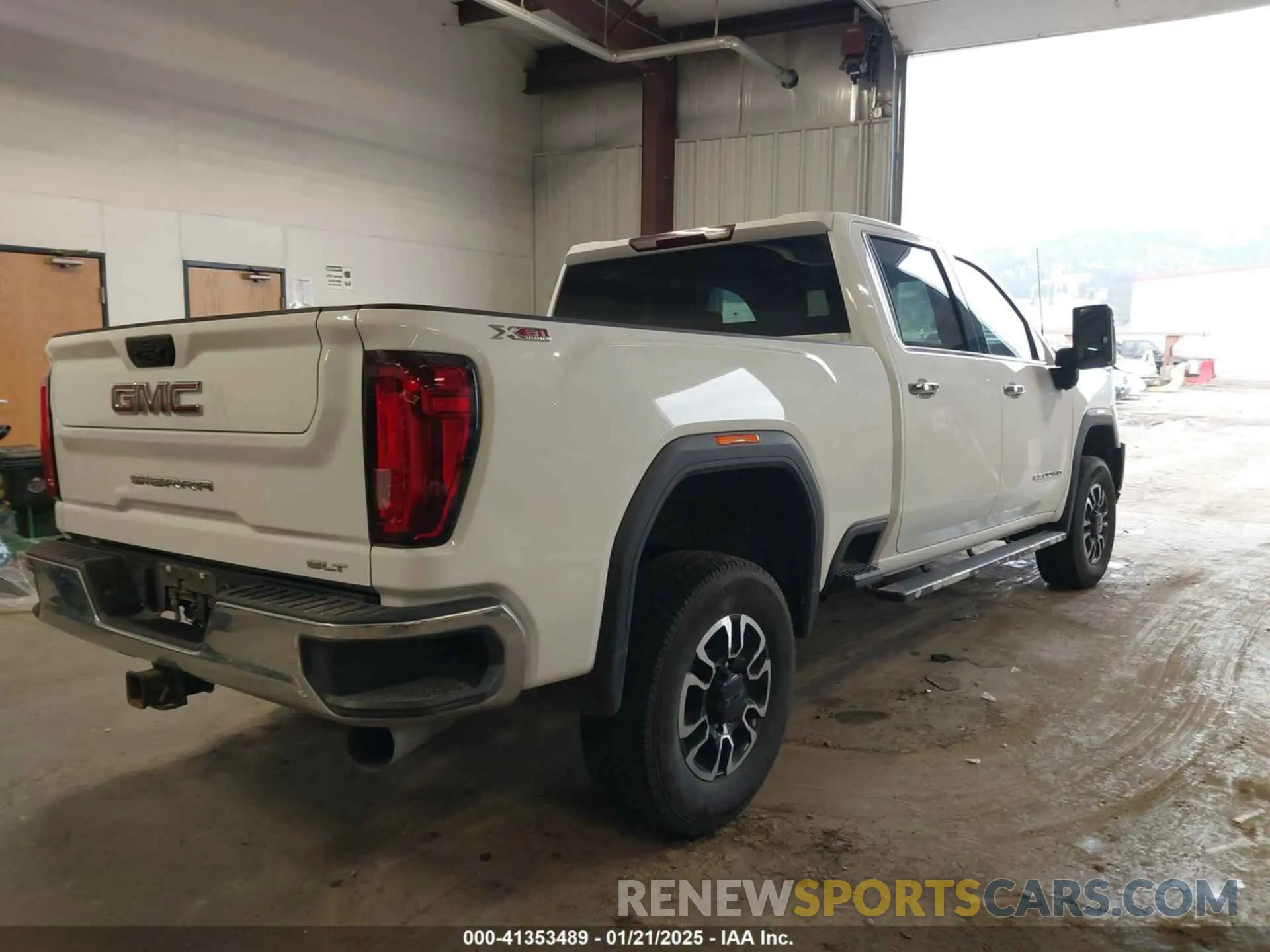 4 fotografías del automóvil dañado 1GT49NEY0LF252691 GMC SIERRA 2500HD 2020