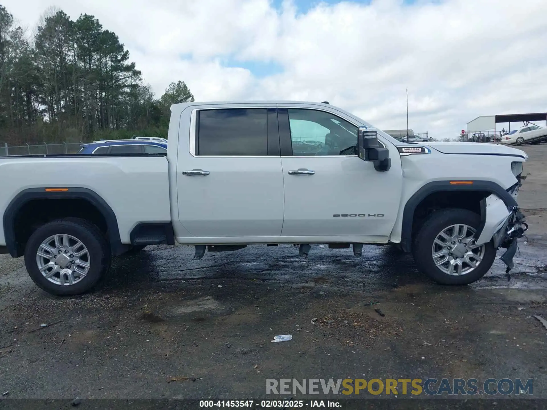 14 fotografías del automóvil dañado 1GT49NEYXLF125074 GMC SIERRA 2500HD 2020