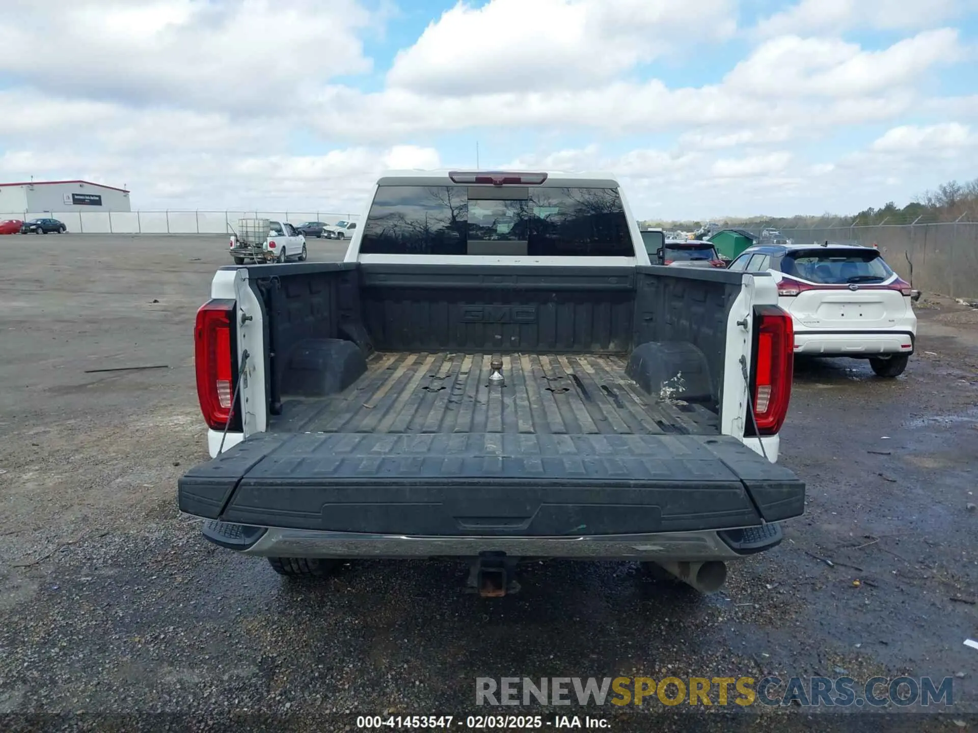 16 fotografías del automóvil dañado 1GT49NEYXLF125074 GMC SIERRA 2500HD 2020