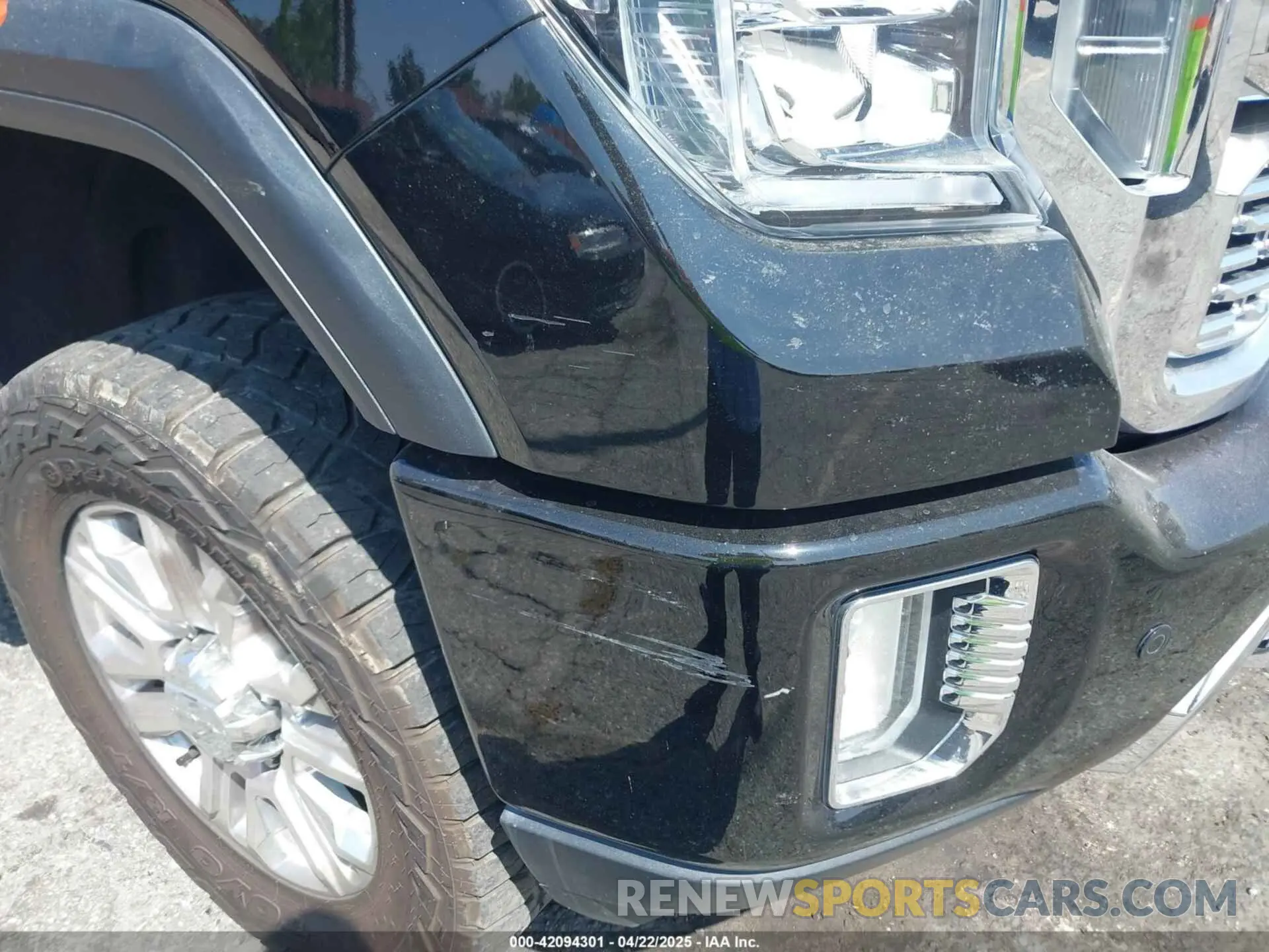 11 fotografías del automóvil dañado 1GT49REY5LF107153 GMC SIERRA 2500HD 2020