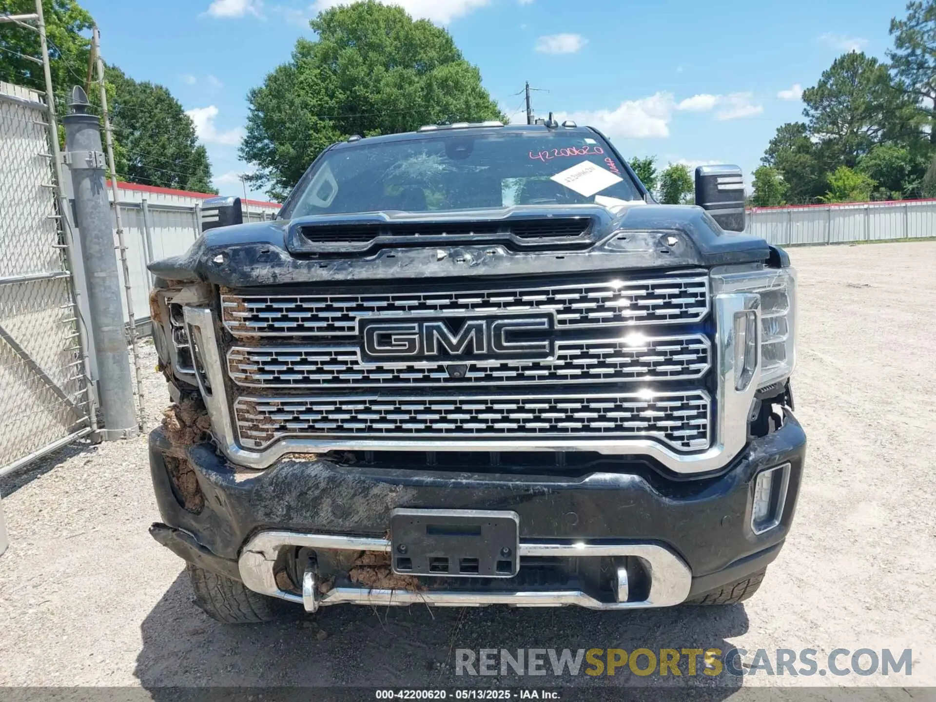 11 fotografías del automóvil dañado 1GT49REY7LF197213 GMC SIERRA 2500HD 2020