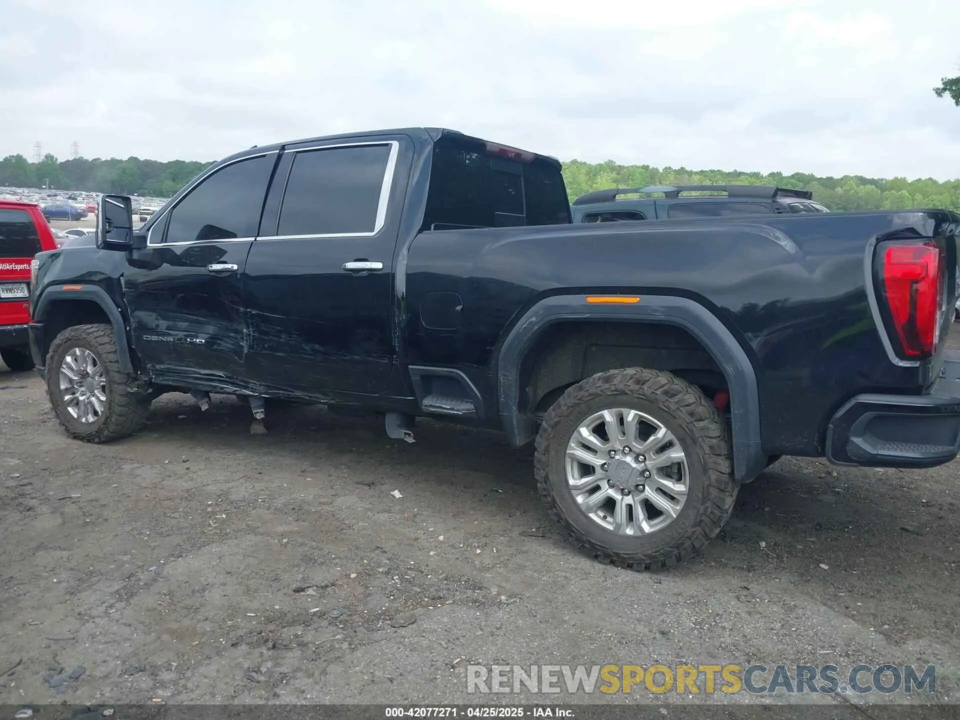 14 fotografías del automóvil dañado 1GT49REY8LF106269 GMC SIERRA 2500HD 2020