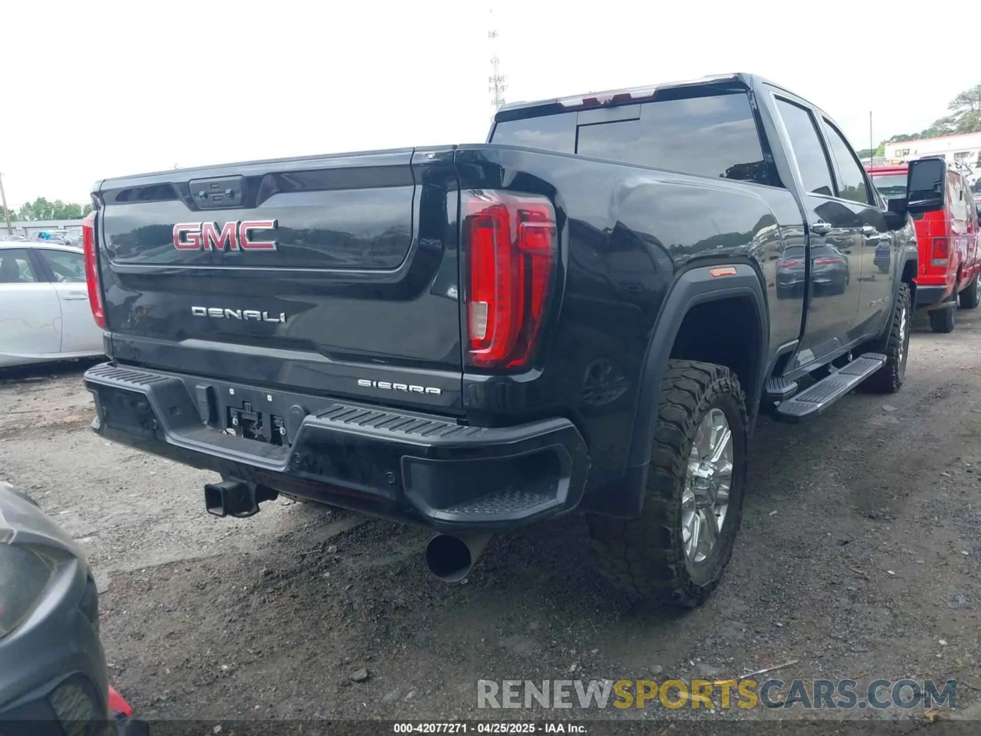 4 fotografías del automóvil dañado 1GT49REY8LF106269 GMC SIERRA 2500HD 2020
