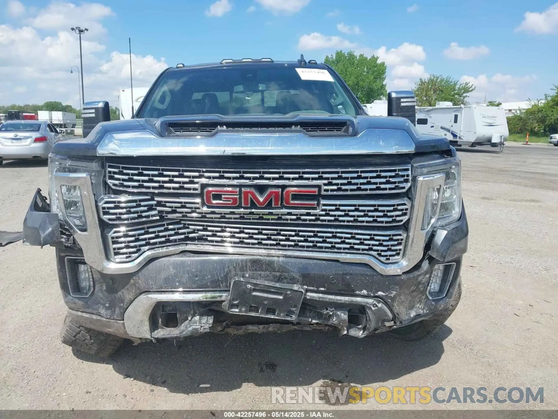 12 fotografías del automóvil dañado 1GT49REYXLF209452 GMC SIERRA 2500HD 2020