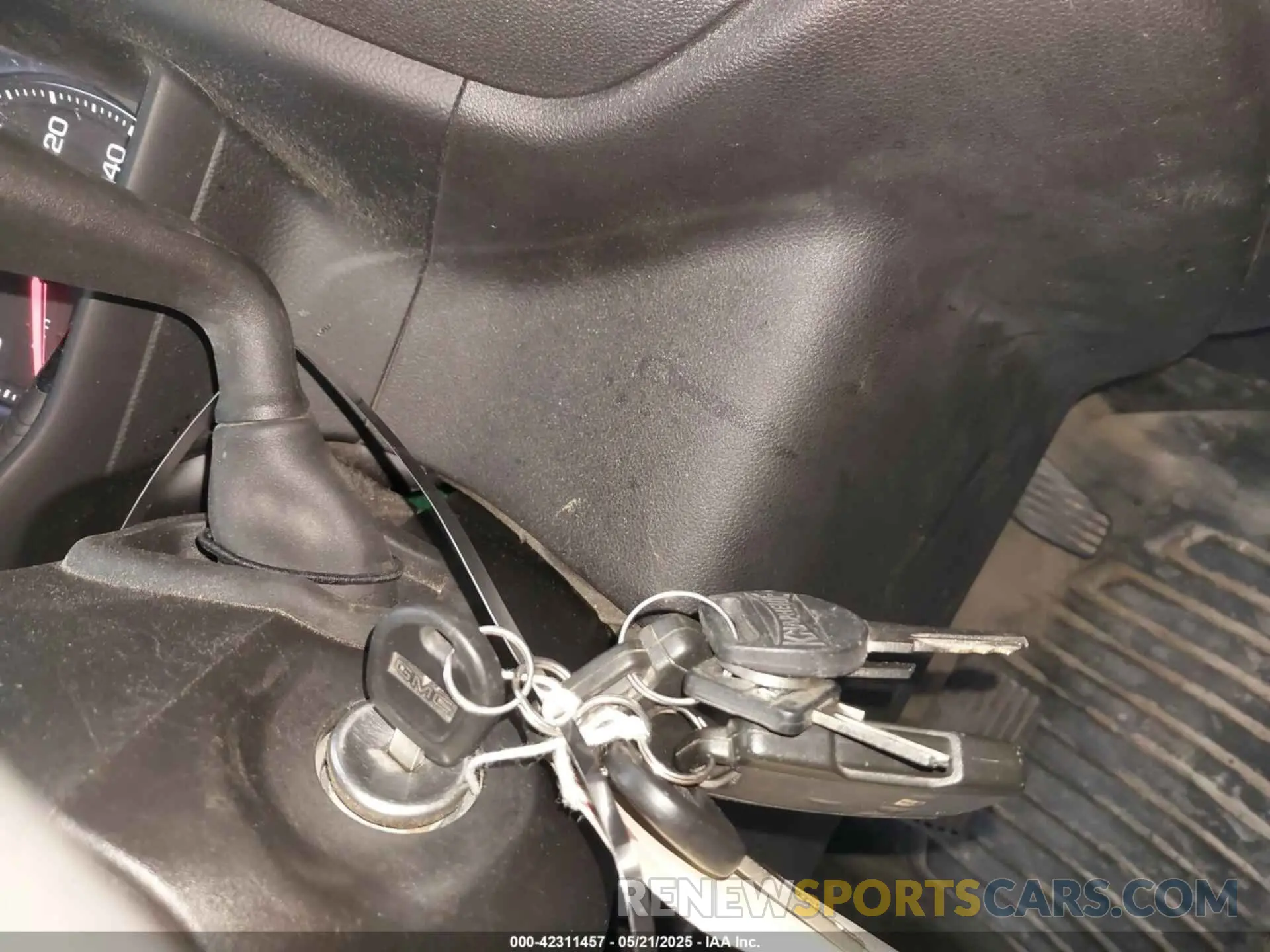 10 fotografías del automóvil dañado 1GD19LE74MF104393 GMC SIERRA 2500HD 2021