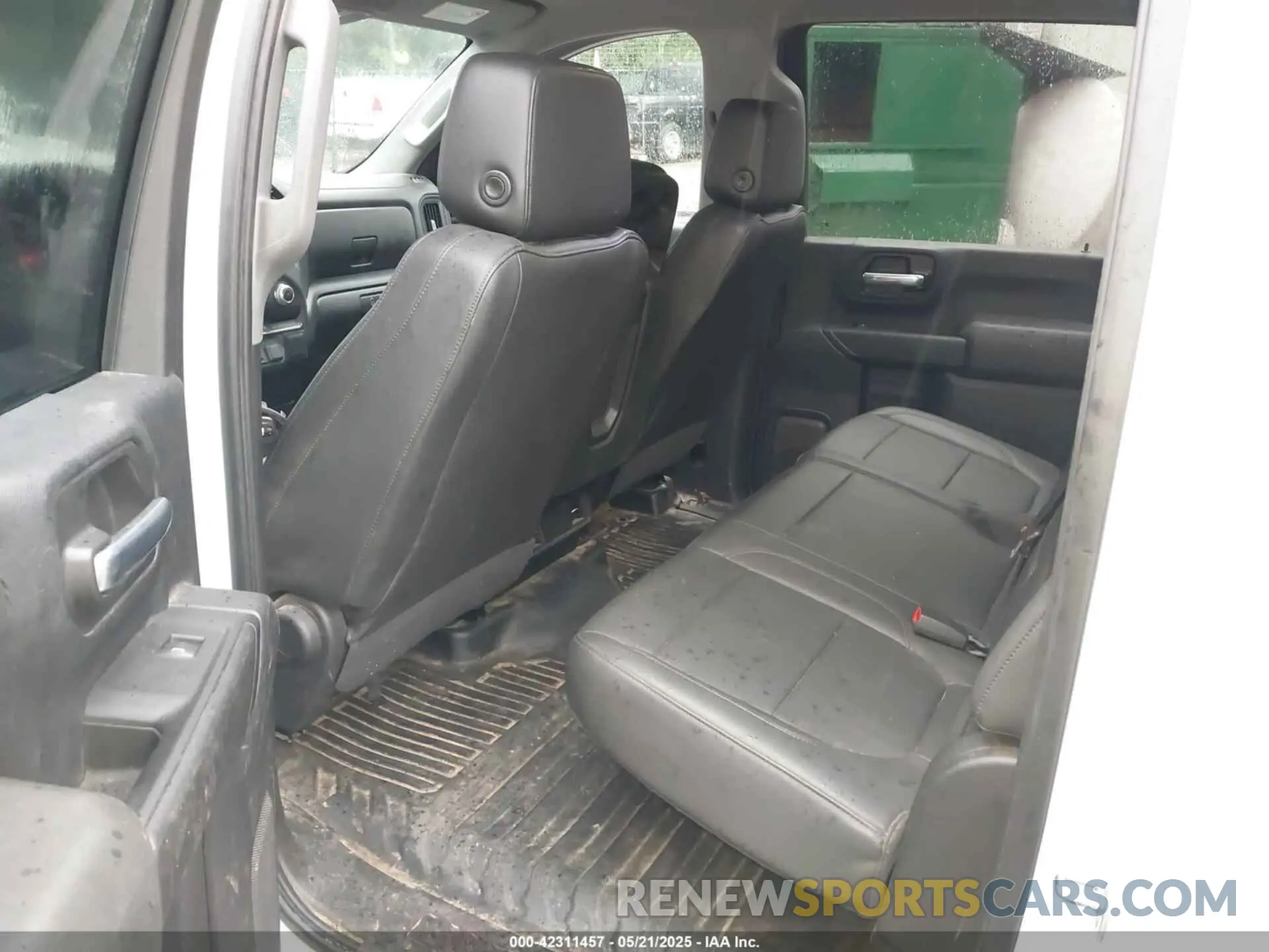7 fotografías del automóvil dañado 1GD19LE74MF104393 GMC SIERRA 2500HD 2021