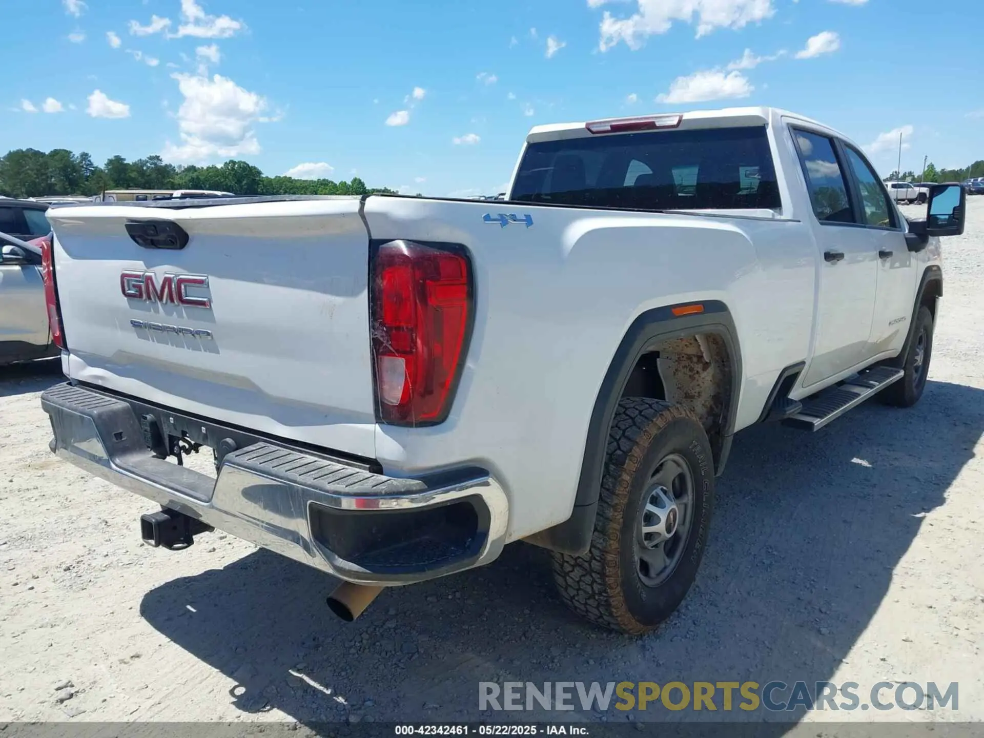 4 fotografías del automóvil dañado 1GT49LE74MF127853 GMC SIERRA 2500HD 2021