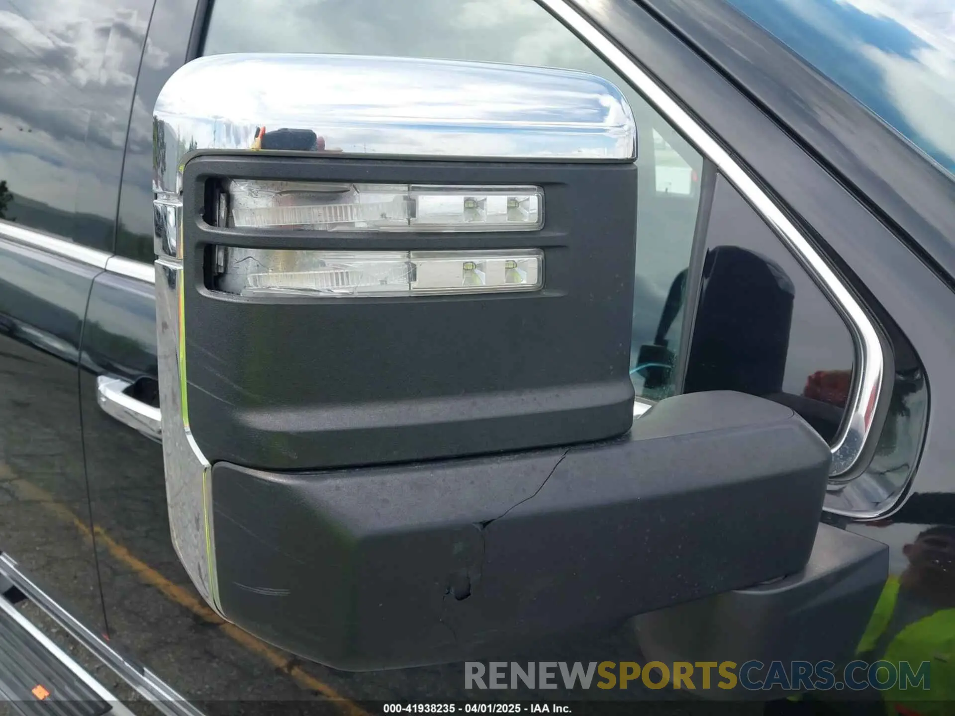 16 fotografías del automóvil dañado 1GT49RE7XMF292244 GMC SIERRA 2500HD 2021