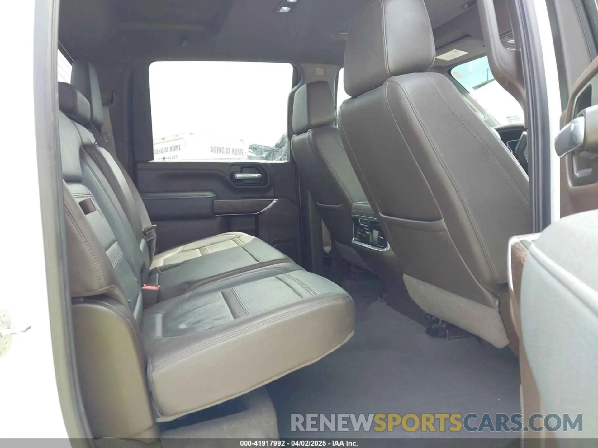 7 fotografías del automóvil dañado 1GT49REY1MF219661 GMC SIERRA 2500HD 2021