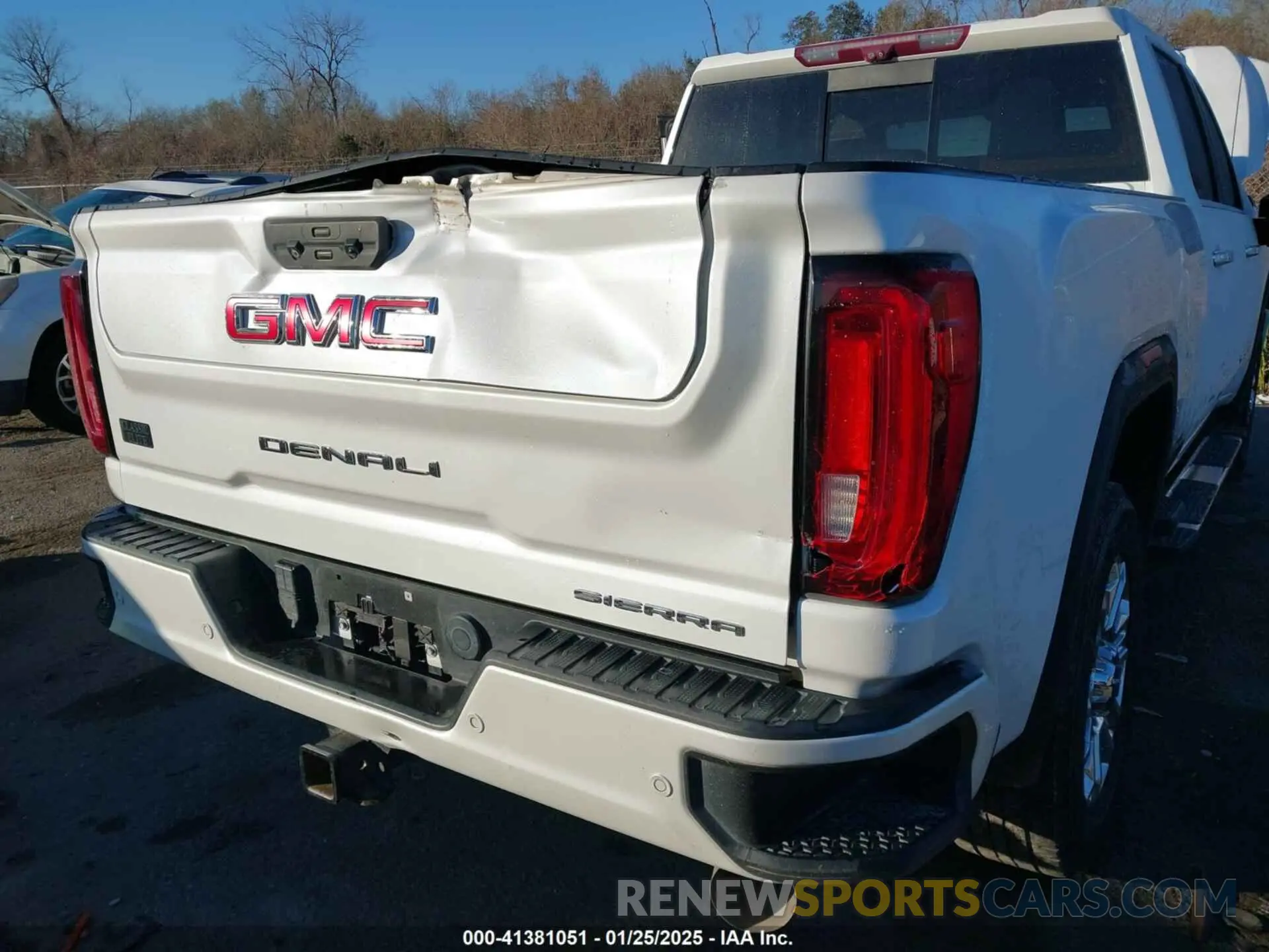 11 fotografías del automóvil dañado 1GT49REY5MF107378 GMC SIERRA 2500HD 2021