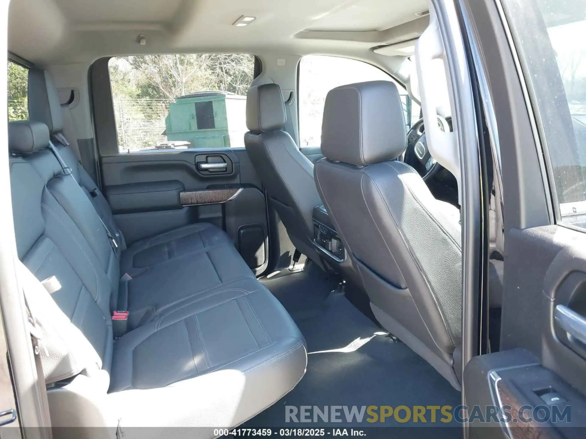 6 fotografías del automóvil dañado 1GT49REY6MF161272 GMC SIERRA 2500HD 2021