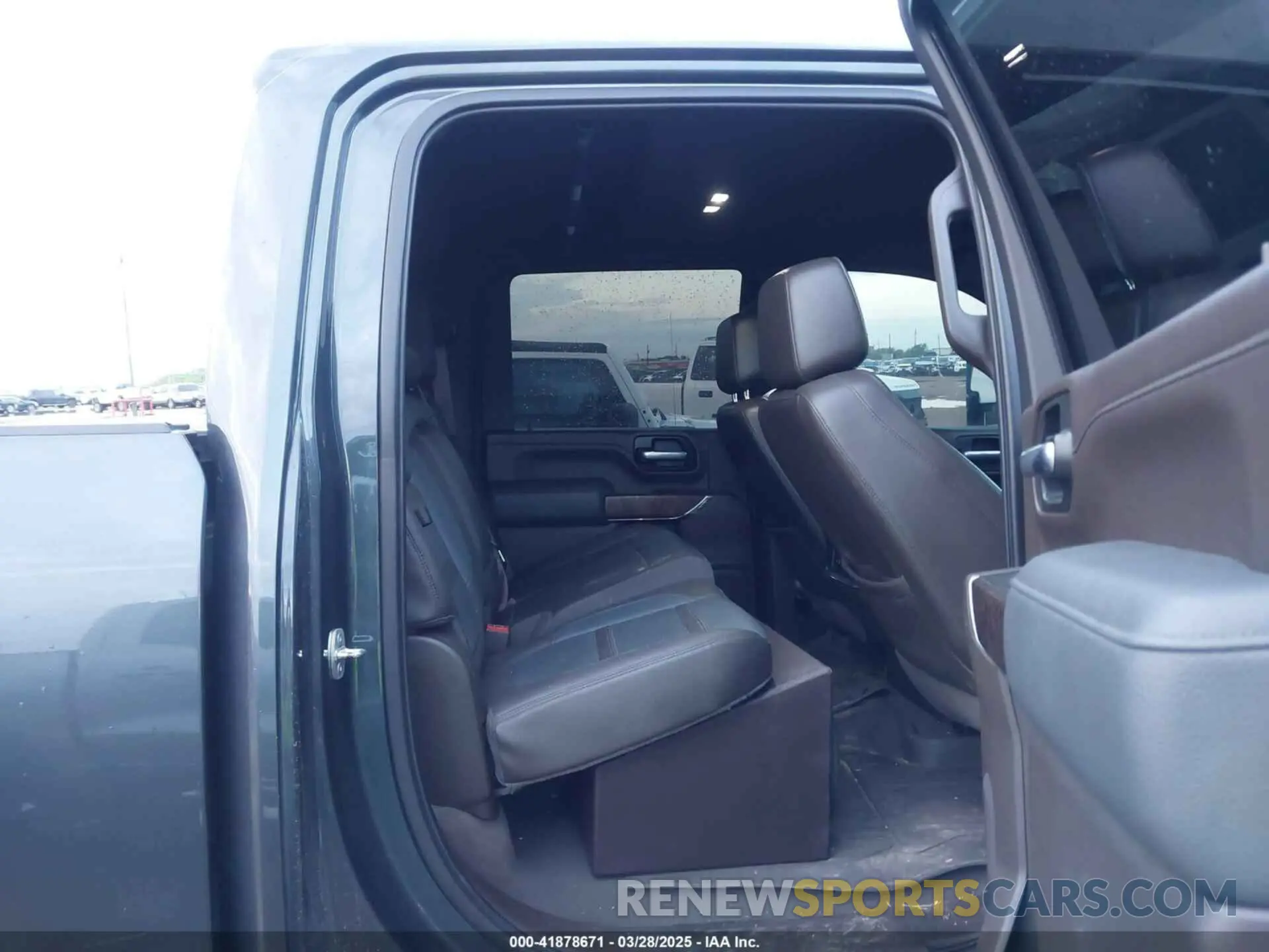 7 fotografías del automóvil dañado 1GT49REY7MF240885 GMC SIERRA 2500HD 2021