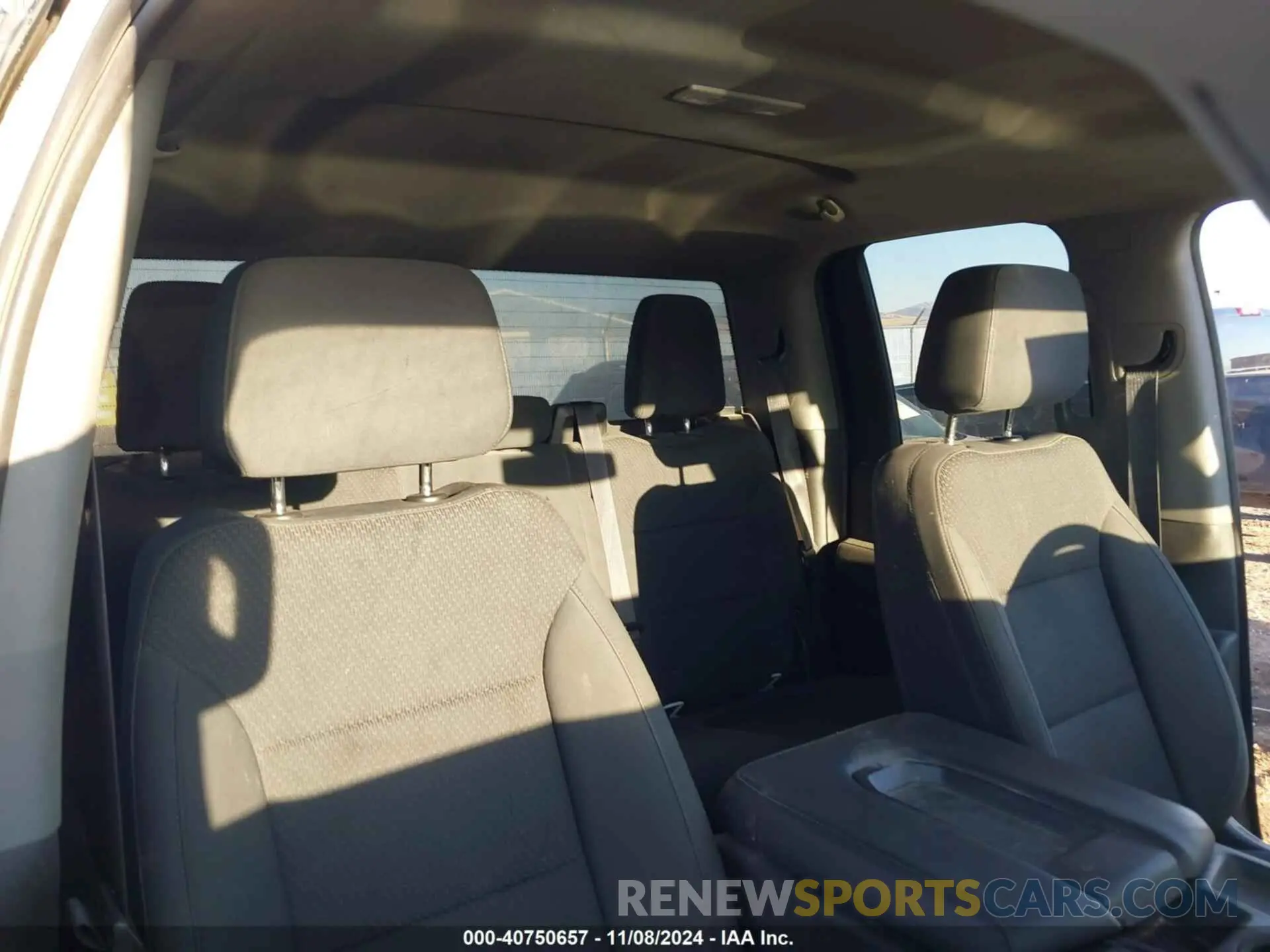 6 fotografías del automóvil dañado 1GT59LE70MF270089 GMC SIERRA 2500HD 2021