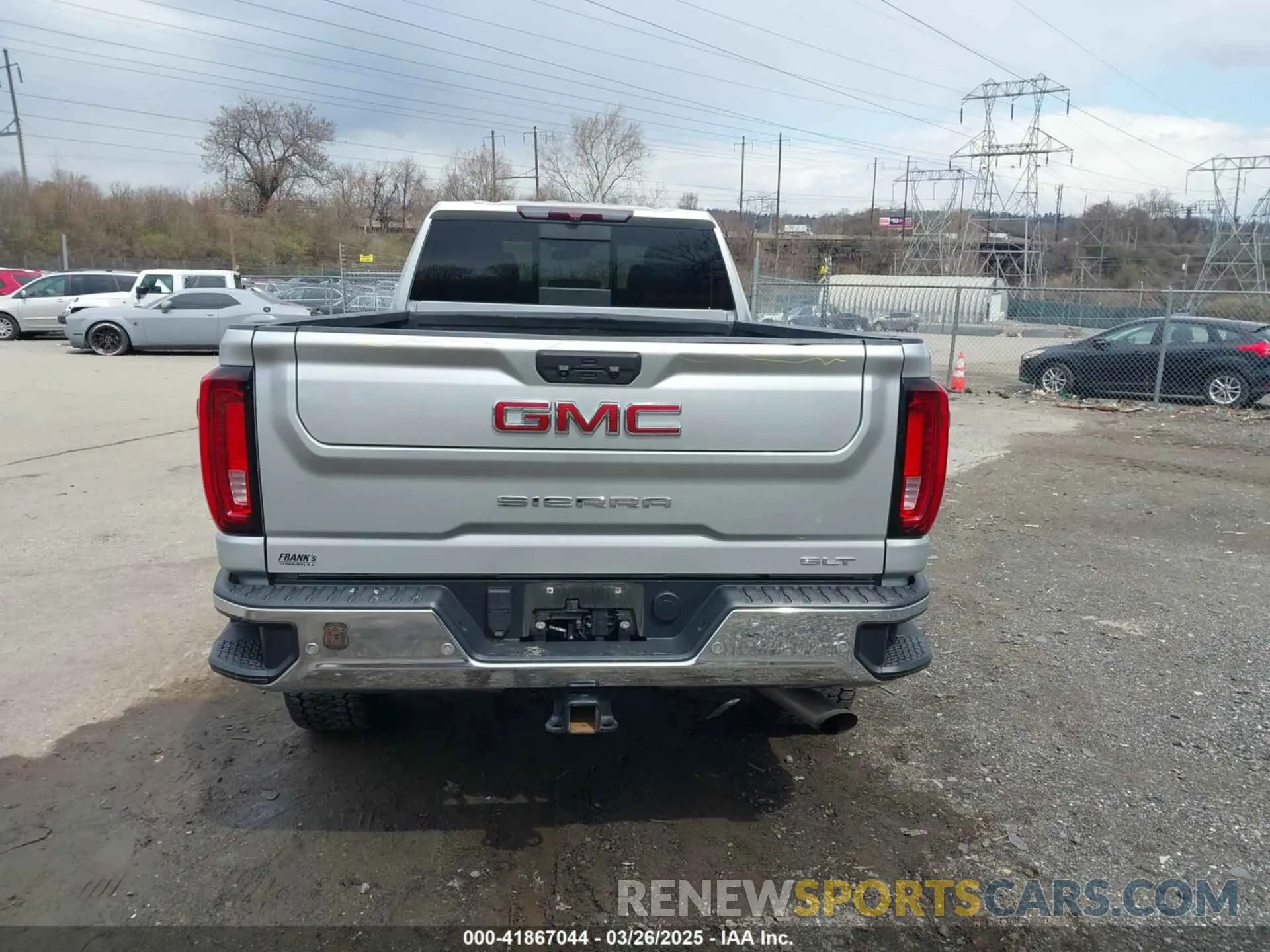 15 fotografías del automóvil dañado 1GT59NE71MF190814 GMC SIERRA 2500HD 2021