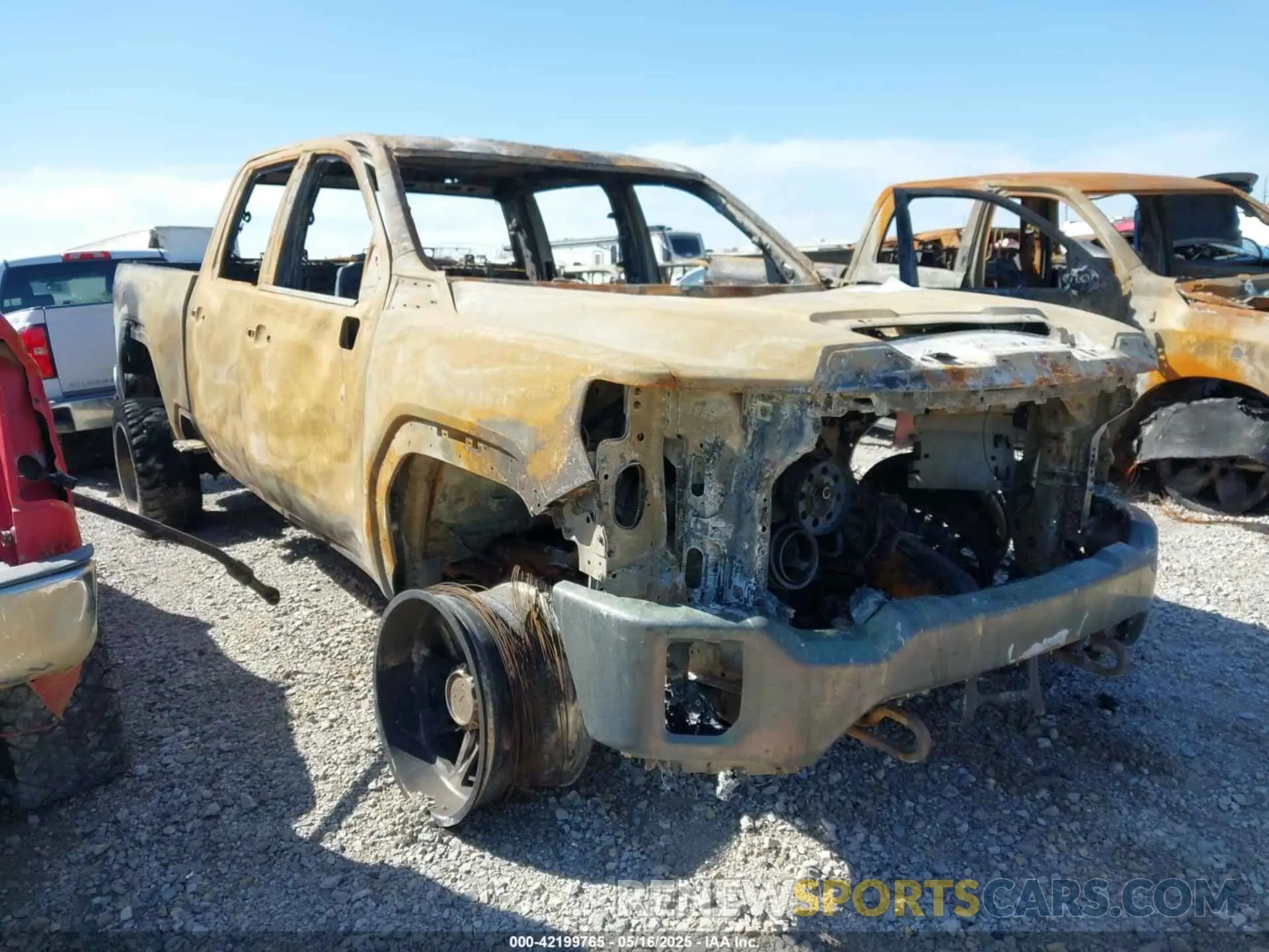 1 fotografías del automóvil dañado 1GT49ME72NF100853 GMC SIERRA 2500HD 2022