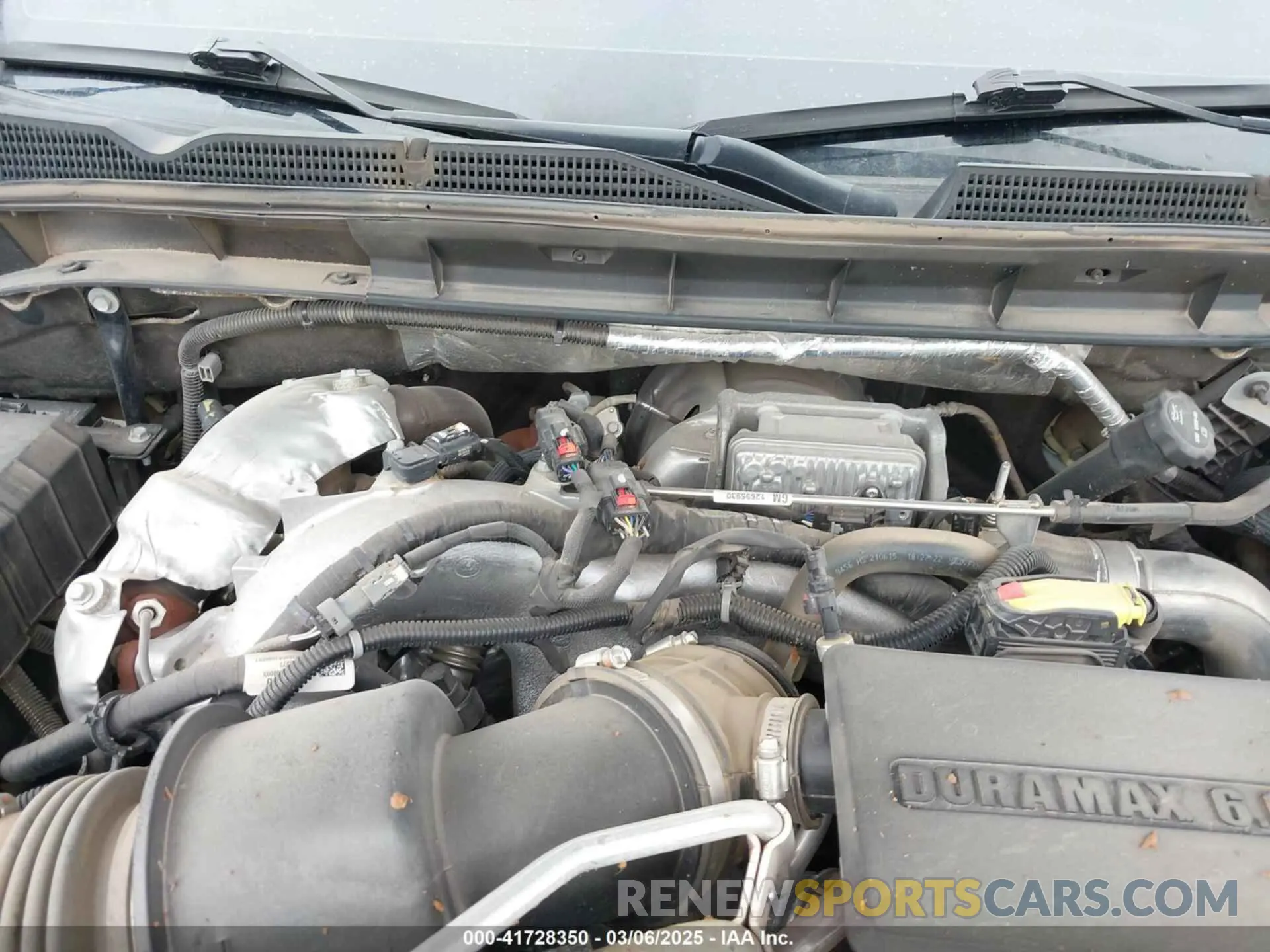 10 fotografías del automóvil dañado 1GT49NEY2NF129767 GMC SIERRA 2500HD 2022
