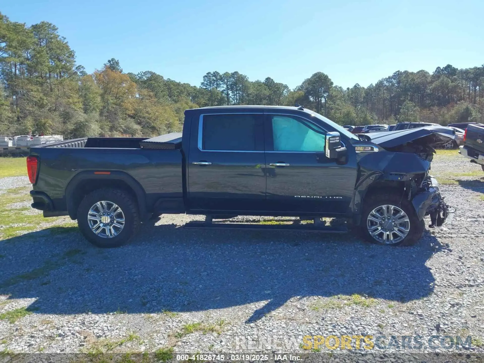 13 fotografías del automóvil dañado 1GT49REY0NF347293 GMC SIERRA 2500HD 2022