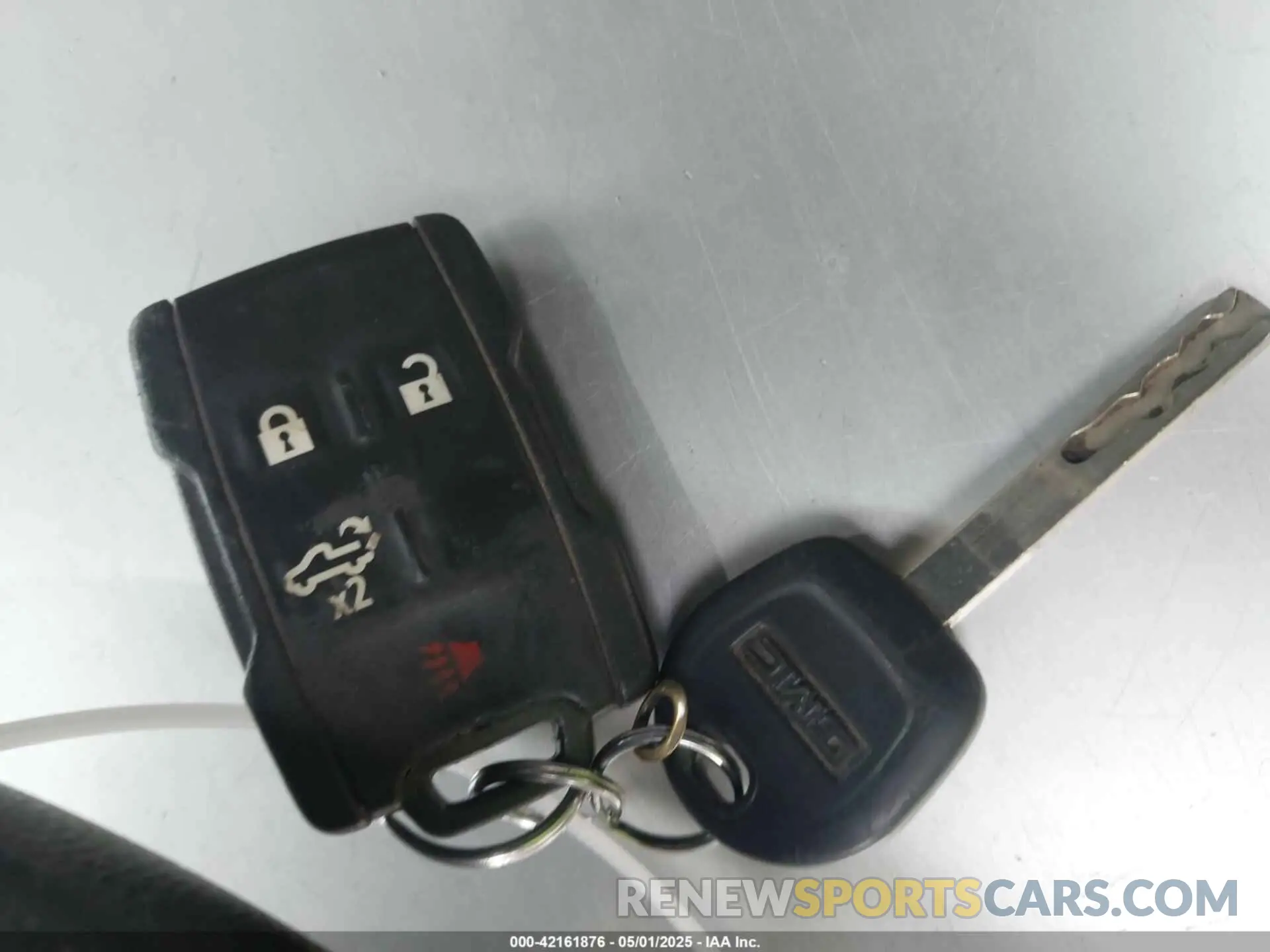 11 fotografías del automóvil dañado 1GT18LE79PF203383 GMC SIERRA 2500HD 2023