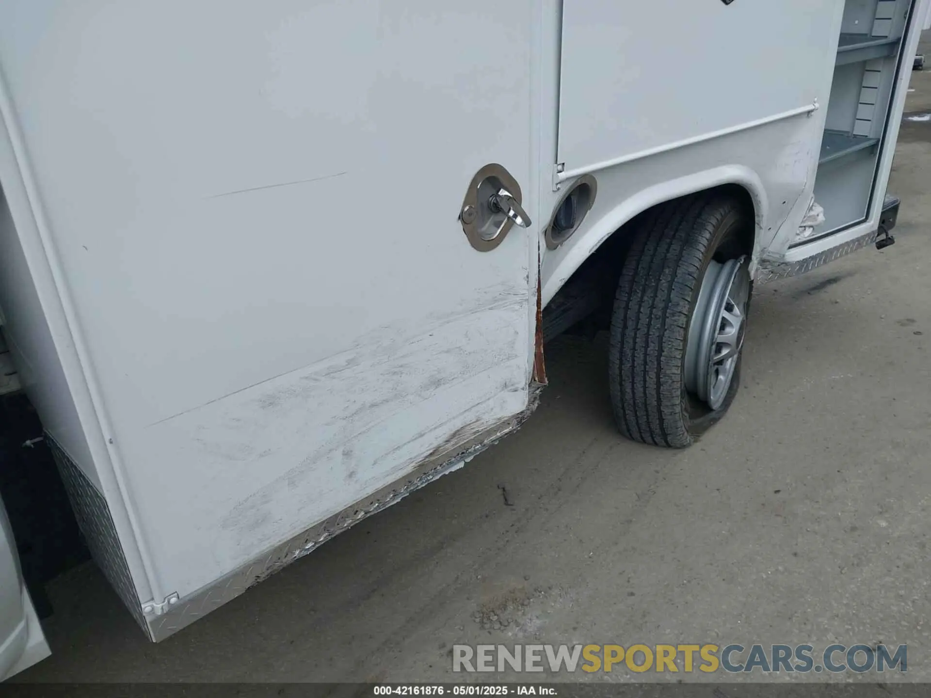 18 fotografías del automóvil dañado 1GT18LE79PF203383 GMC SIERRA 2500HD 2023