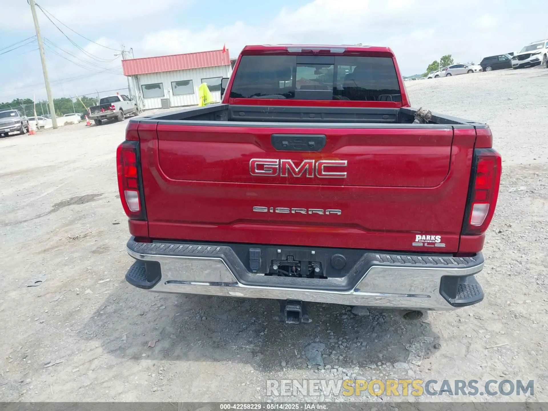 16 fotografías del automóvil dañado 1GT49ME74PF181616 GMC SIERRA 2500HD 2023