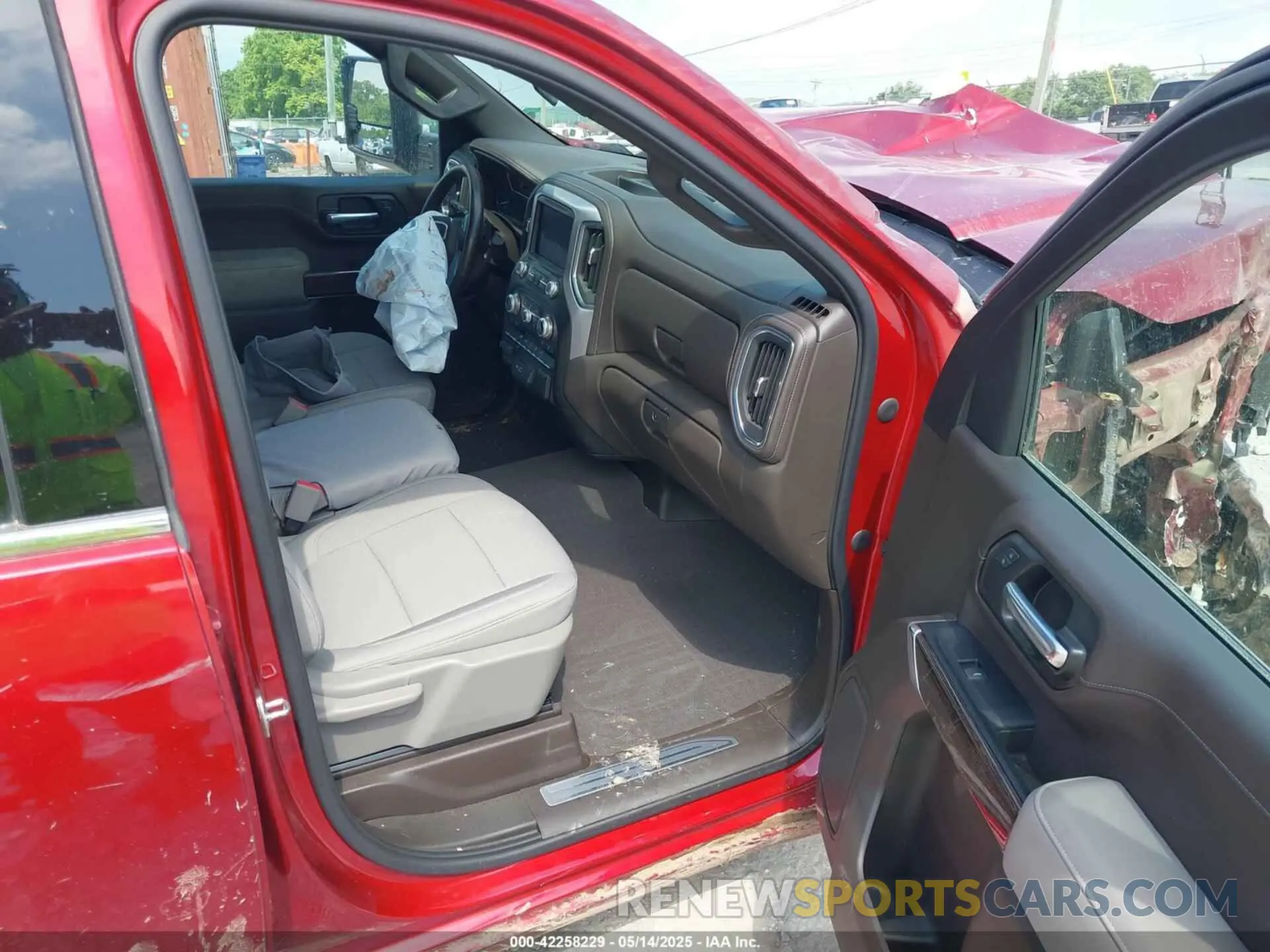 5 fotografías del automóvil dañado 1GT49ME74PF181616 GMC SIERRA 2500HD 2023