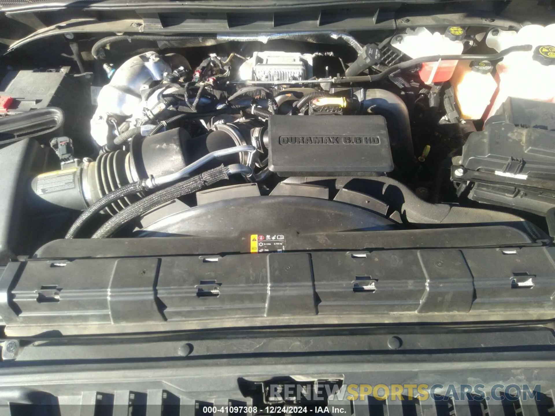 9 fotografías del automóvil dañado 1GT49PEY7PF128788 GMC SIERRA 2500HD 2023