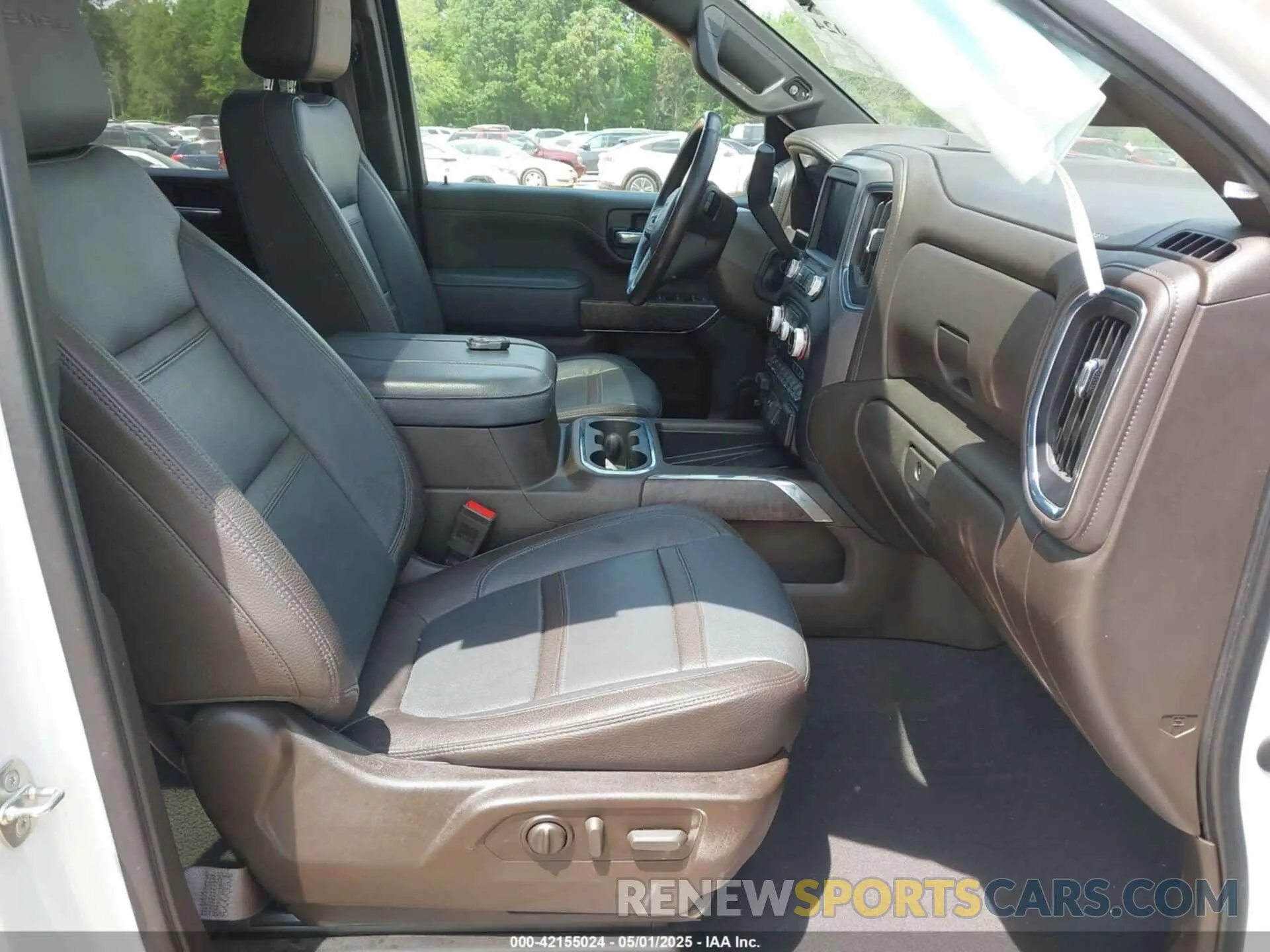 5 fotografías del automóvil dañado 1GT49REY3PF125057 GMC SIERRA 2500HD 2023