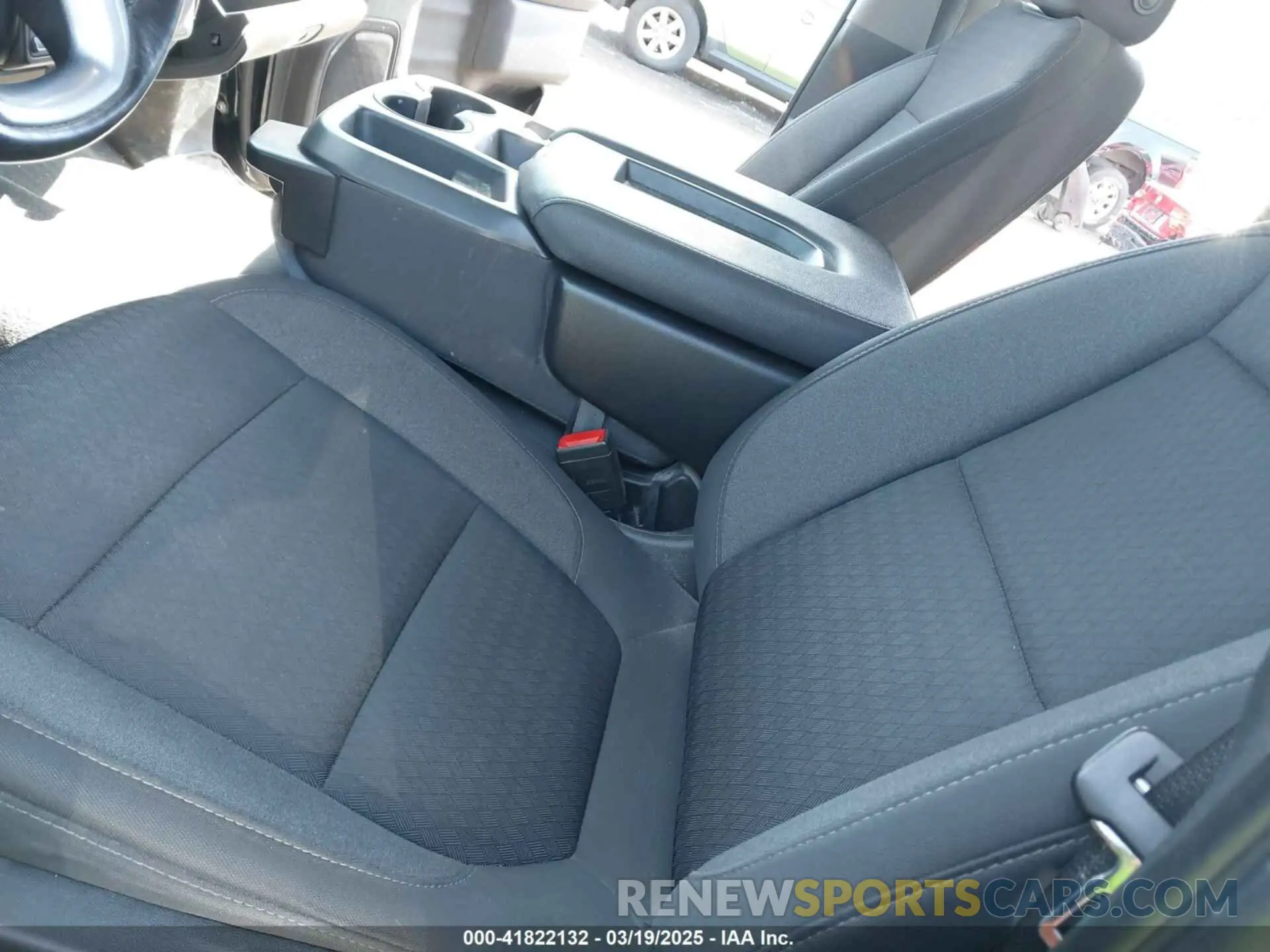 6 fotografías del automóvil dañado 1GT59ME73PF130029 GMC SIERRA 2500HD 2023