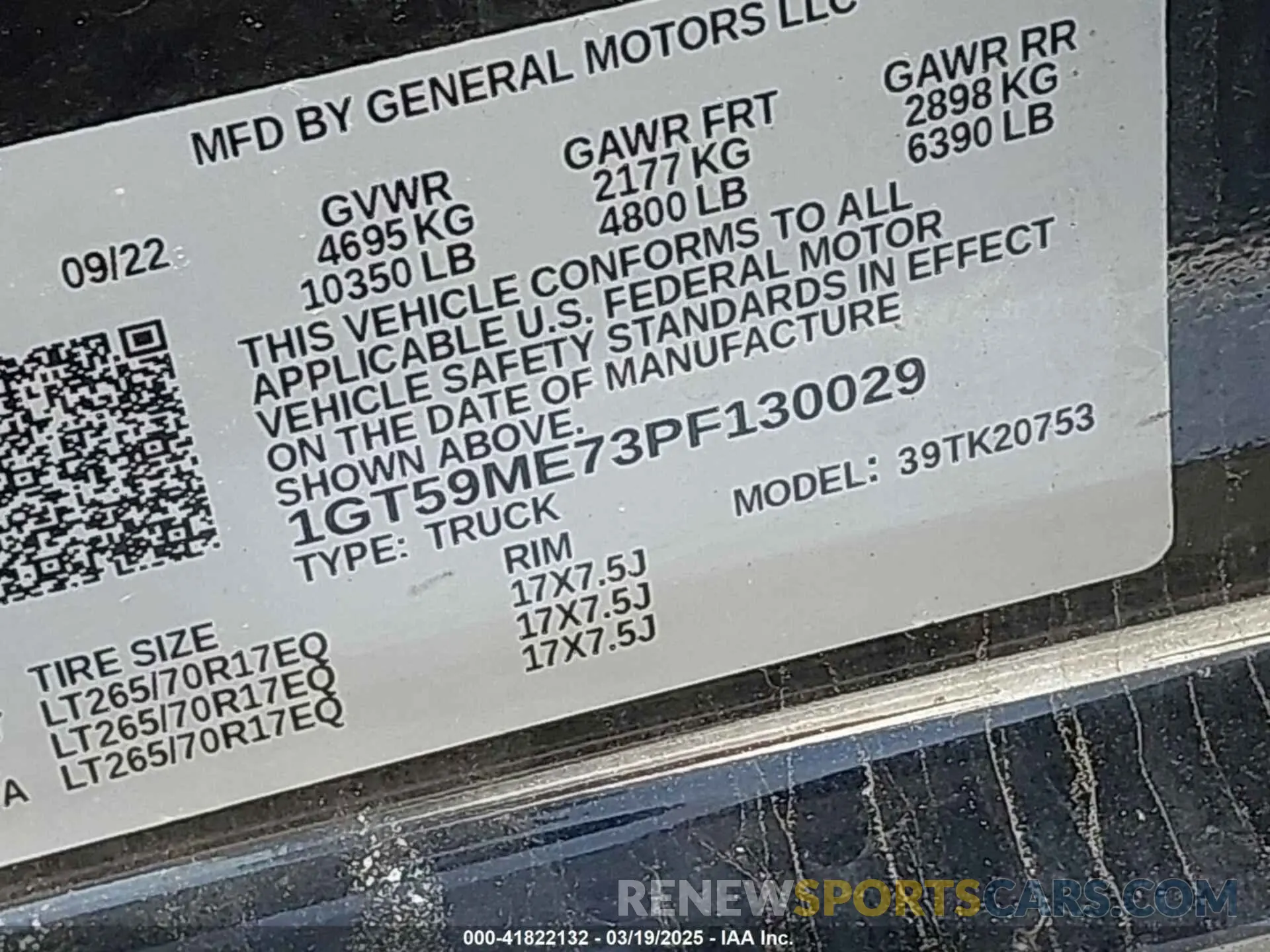 8 fotografías del automóvil dañado 1GT59ME73PF130029 GMC SIERRA 2500HD 2023