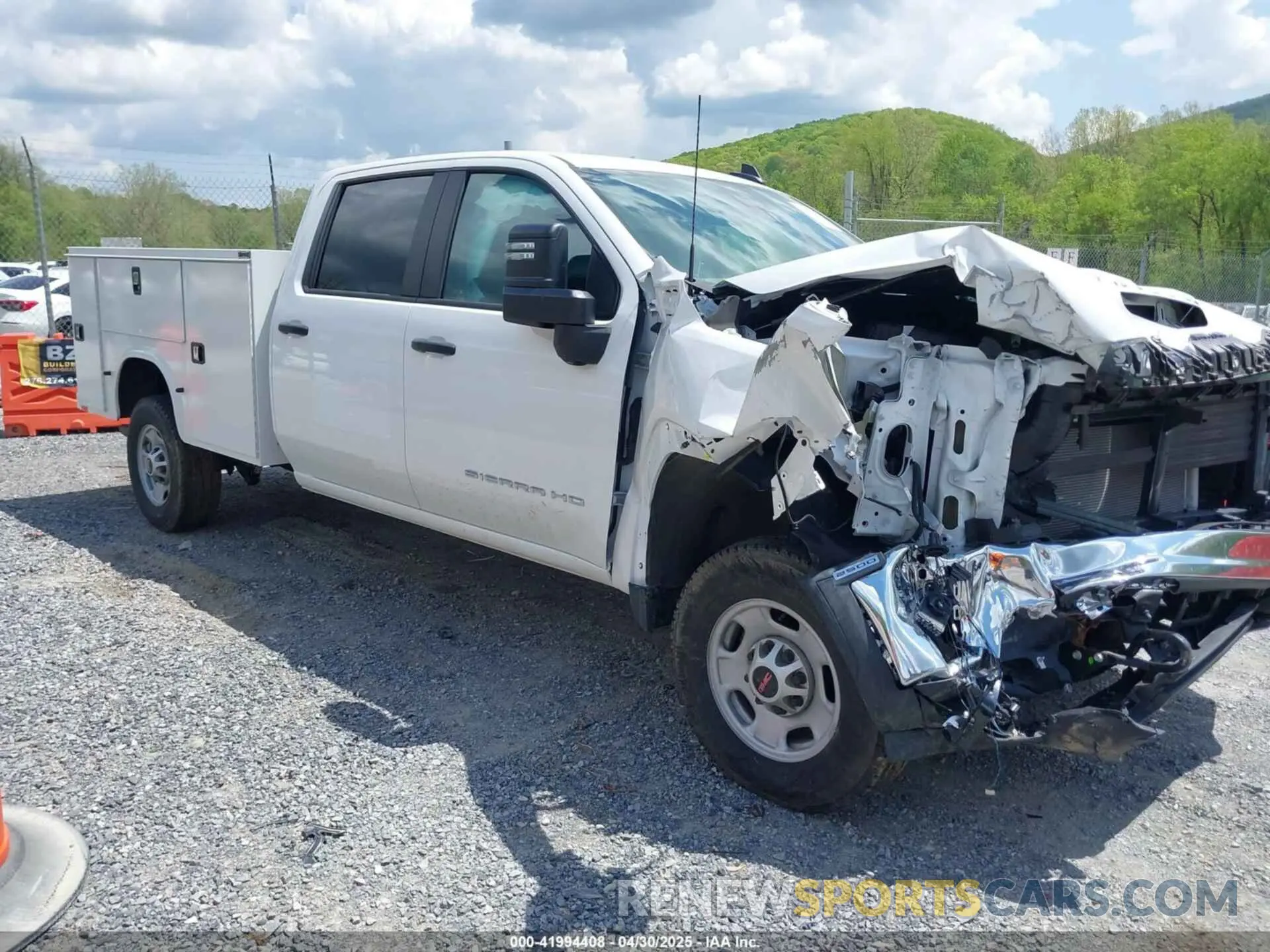 1 fotografías del automóvil dañado 1GD19LE71RF377220 GMC SIERRA 2500HD 2024