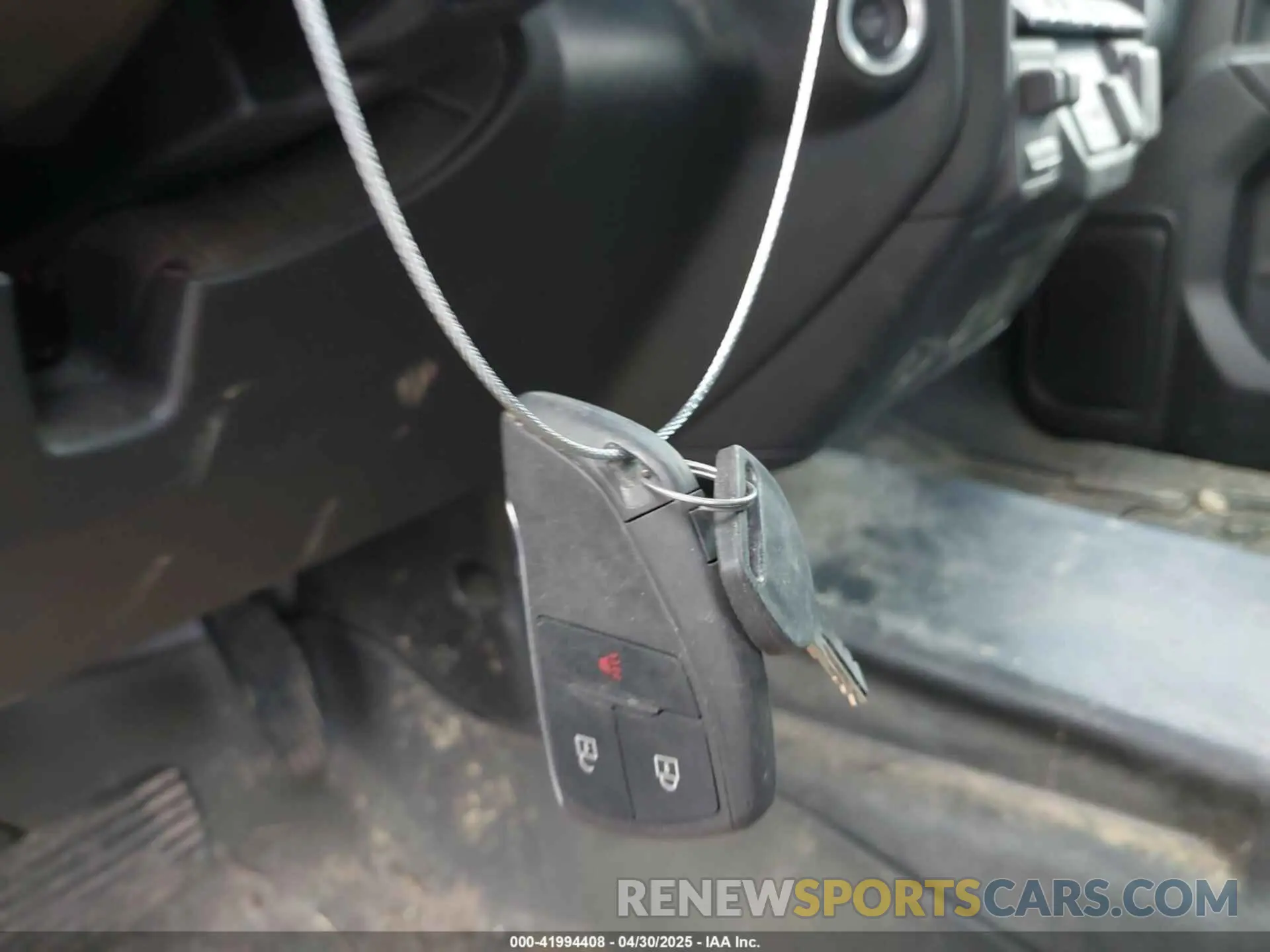 11 fotografías del automóvil dañado 1GD19LE71RF377220 GMC SIERRA 2500HD 2024