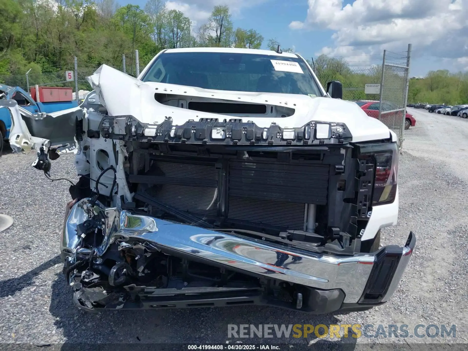 12 fotografías del automóvil dañado 1GD19LE71RF377220 GMC SIERRA 2500HD 2024